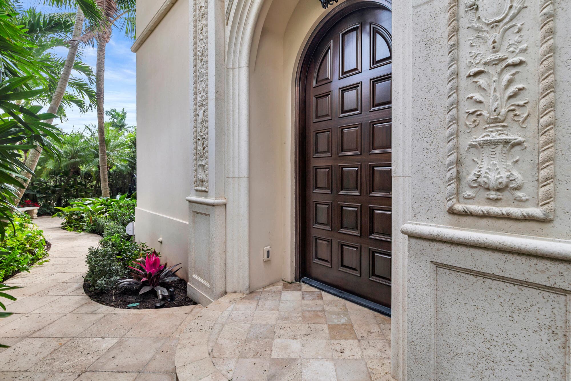 261 Seminole Avenue, Palm Beach, FL 33480 — photo 5 of 45