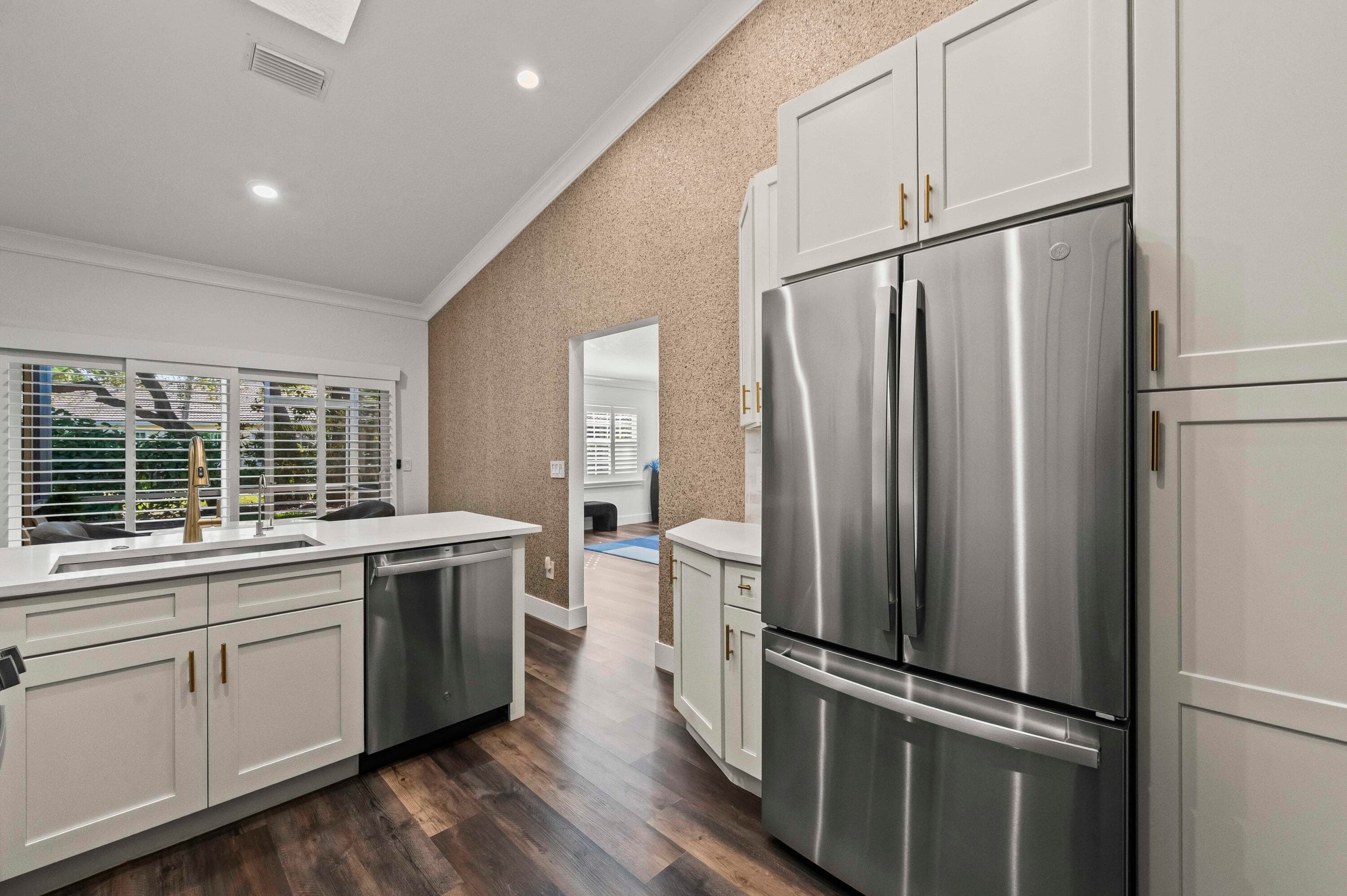 17257 Boca Club Boulevard 4, Boca Raton, FL 33487 — photo 12 of 51