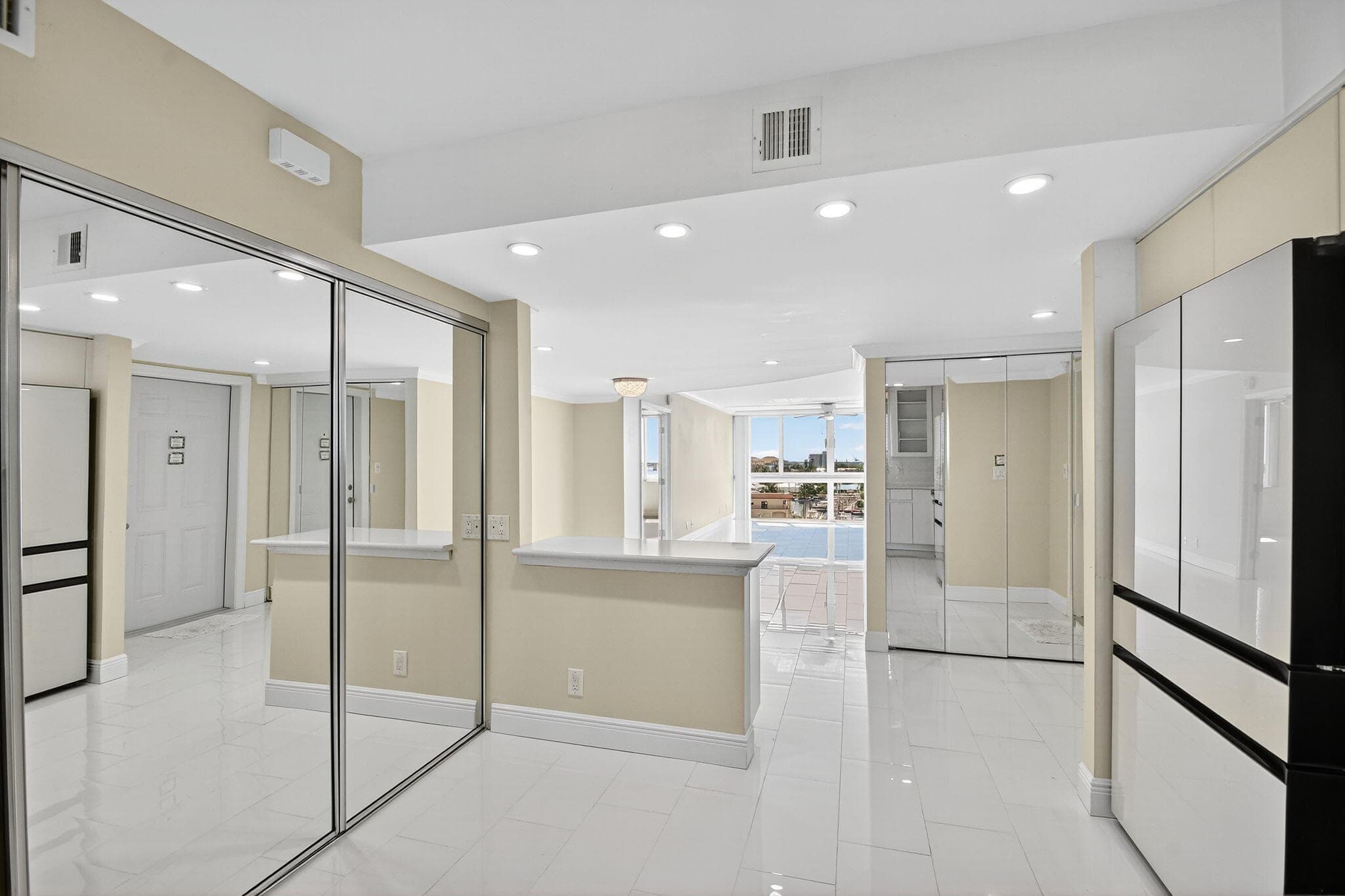 301 Lake Shore Drive 711, Lake Park, FL 33403 — photo 23 of 59