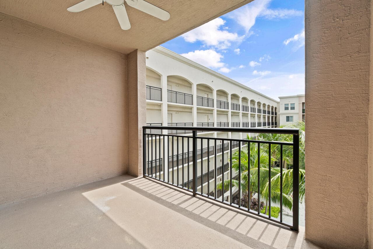 1660 Renaissance Commons Boulevard 2524, Boynton Beach, FL 33426 — photo 26 of 38
