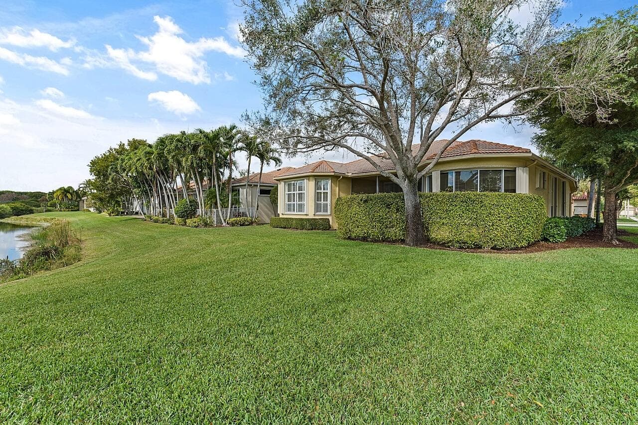 9724 Via Grandezza W, Wellington, FL 33411 — photo 48 of 56