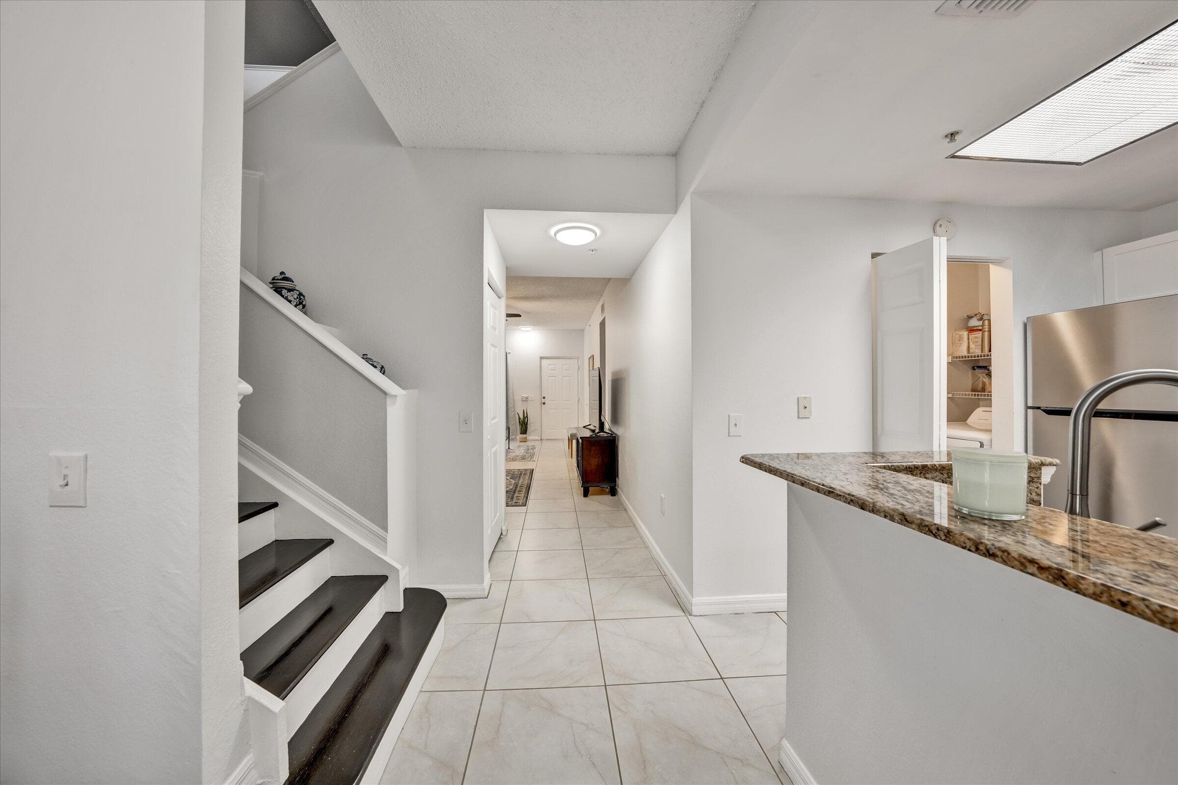 2803 Sarento Place 109, Palm Beach Gardens, FL 33410 — photo 9 of 42