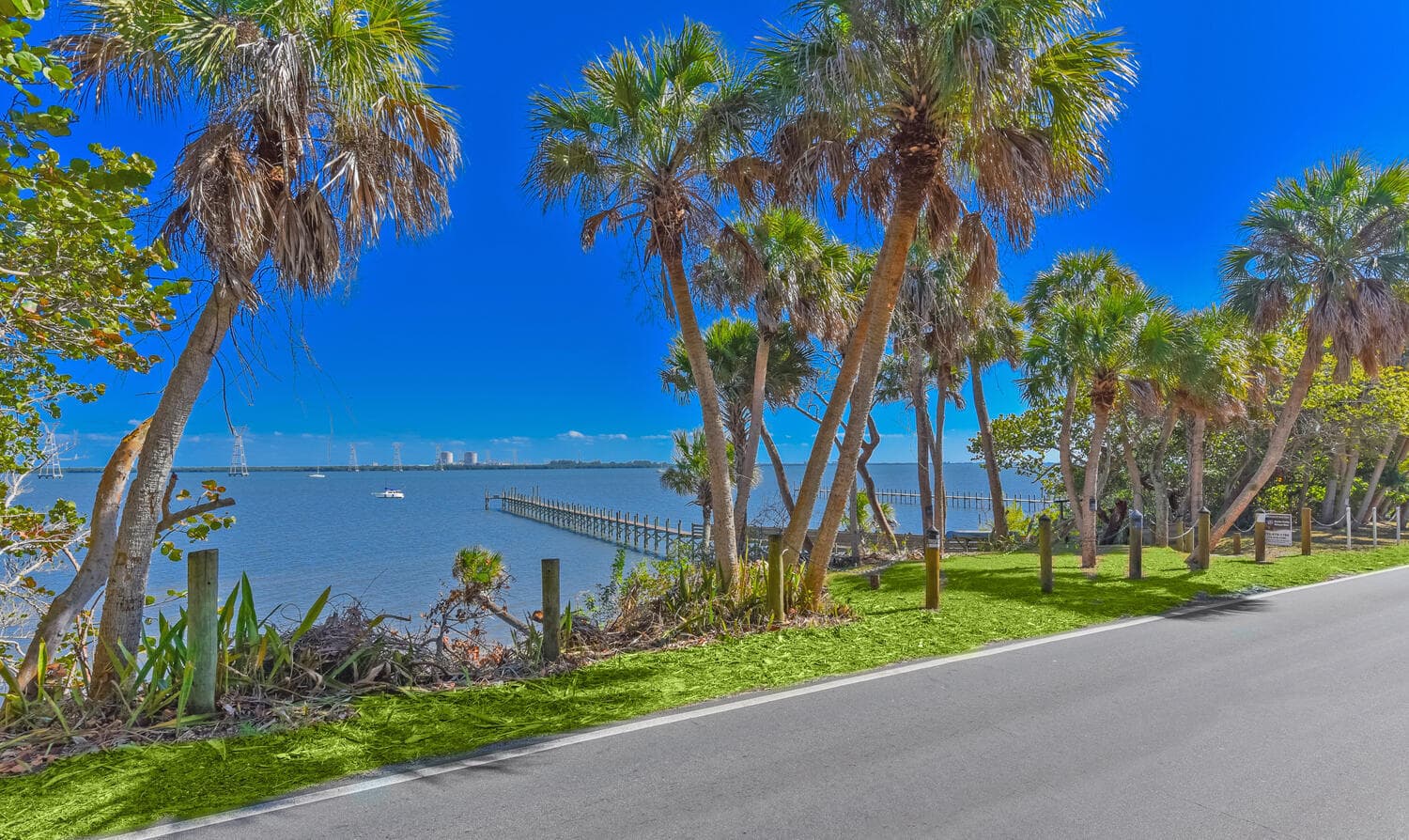 8073 S Indian River Drive, Fort Pierce, FL 34982 — photo 4 of 65