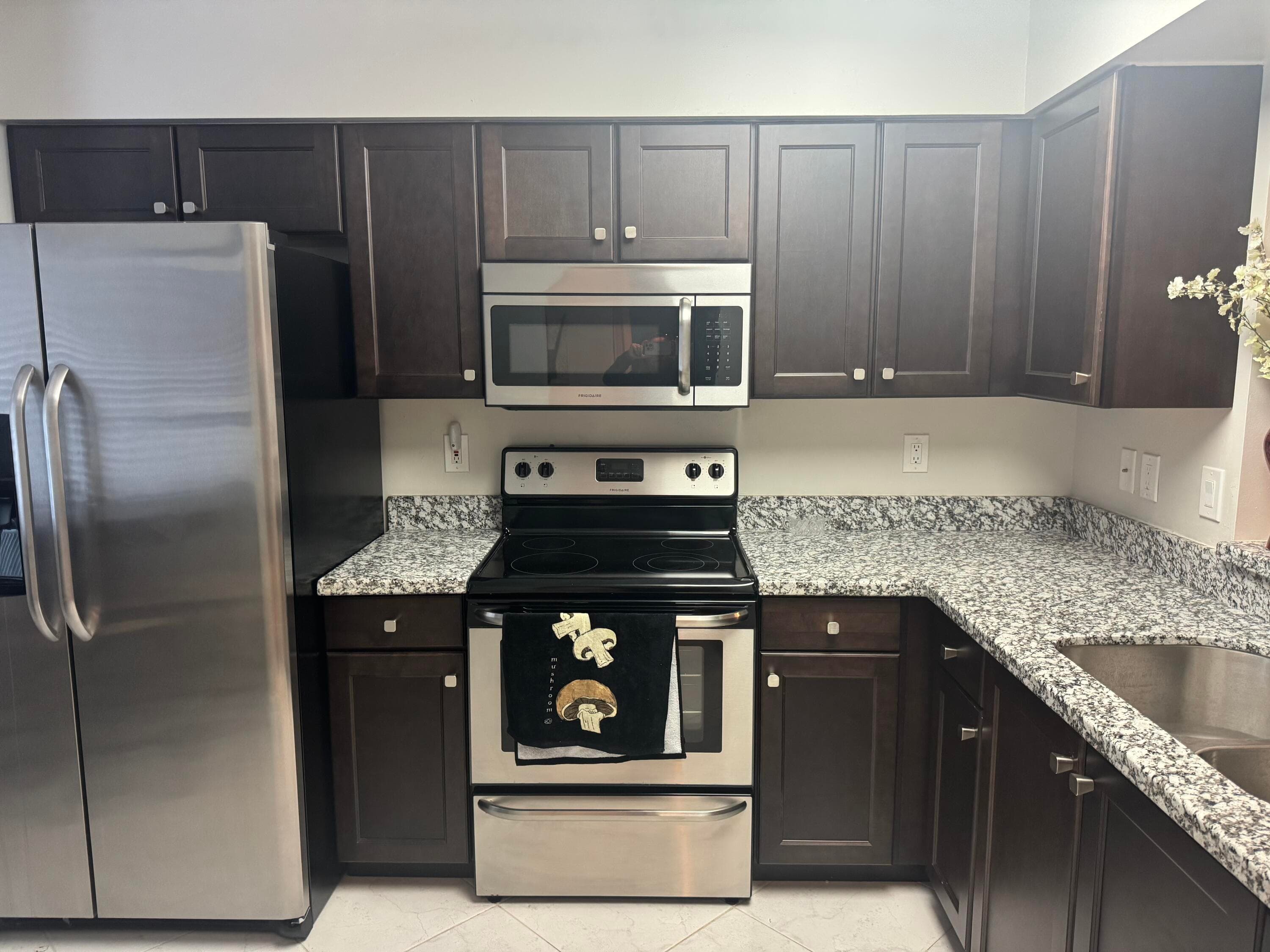 14111 Royal Vista Drive 404, Delray Beach, FL 33484 — photo 4 of 33