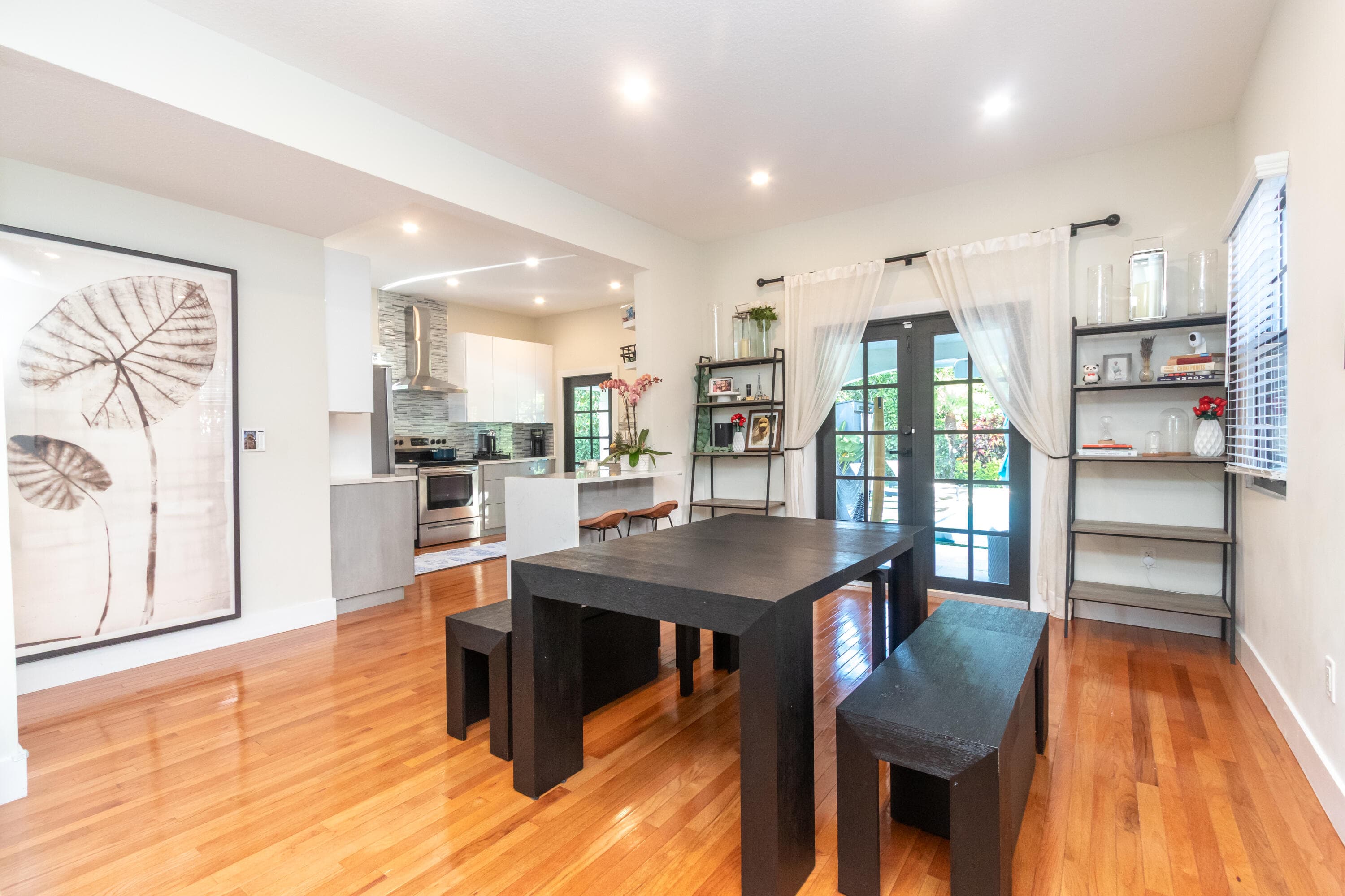 823 38th Street, West Palm Beach, FL 33407 — photo 6 of 16