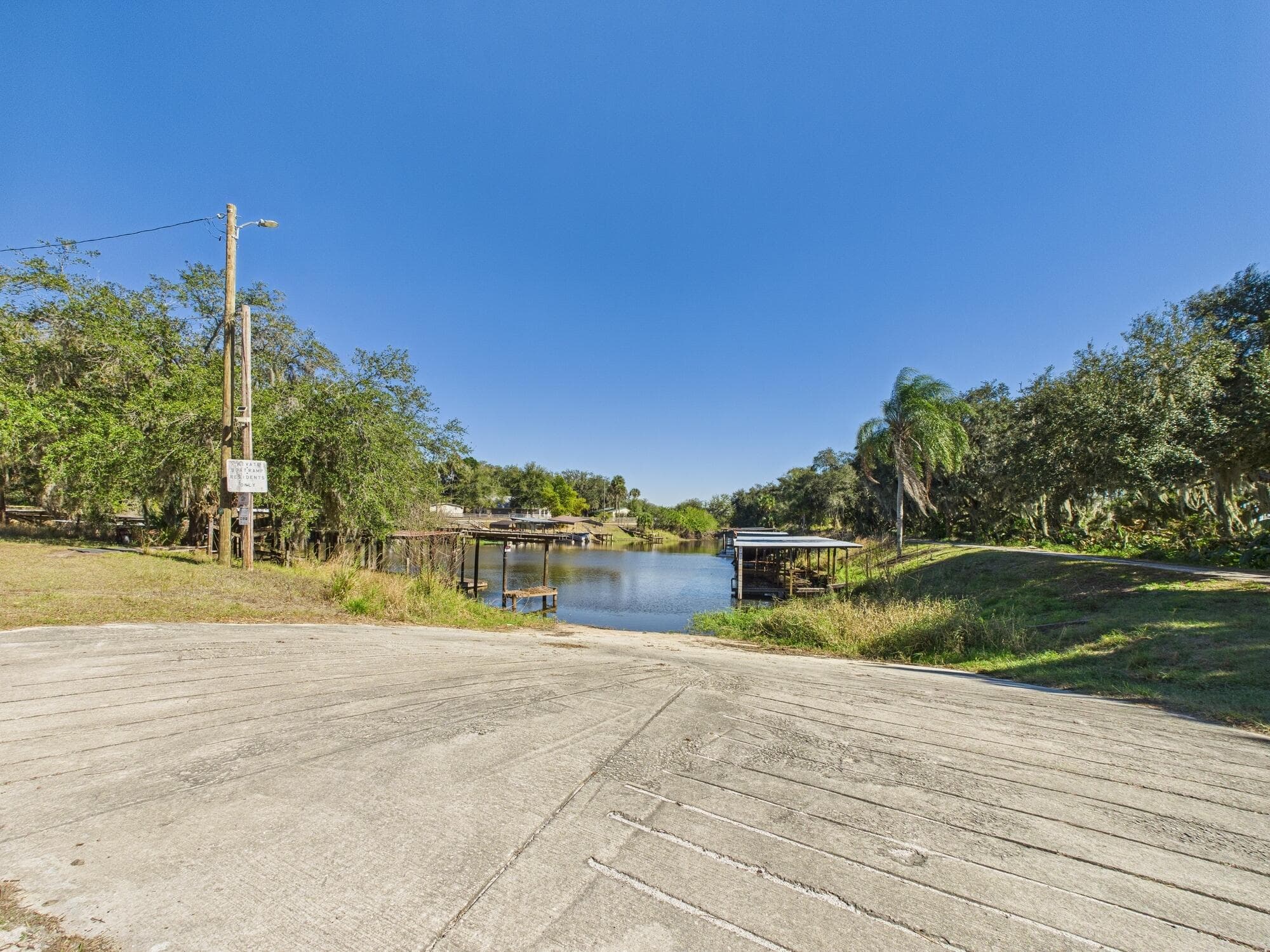 56 Basin Street, Lorida, FL 33857 — photo 3 of 44