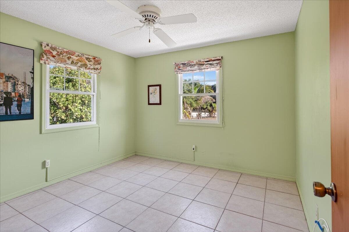 2309 Atlantic Beach Boulevard, Fort Pierce, FL 34949 — photo 32 of 44