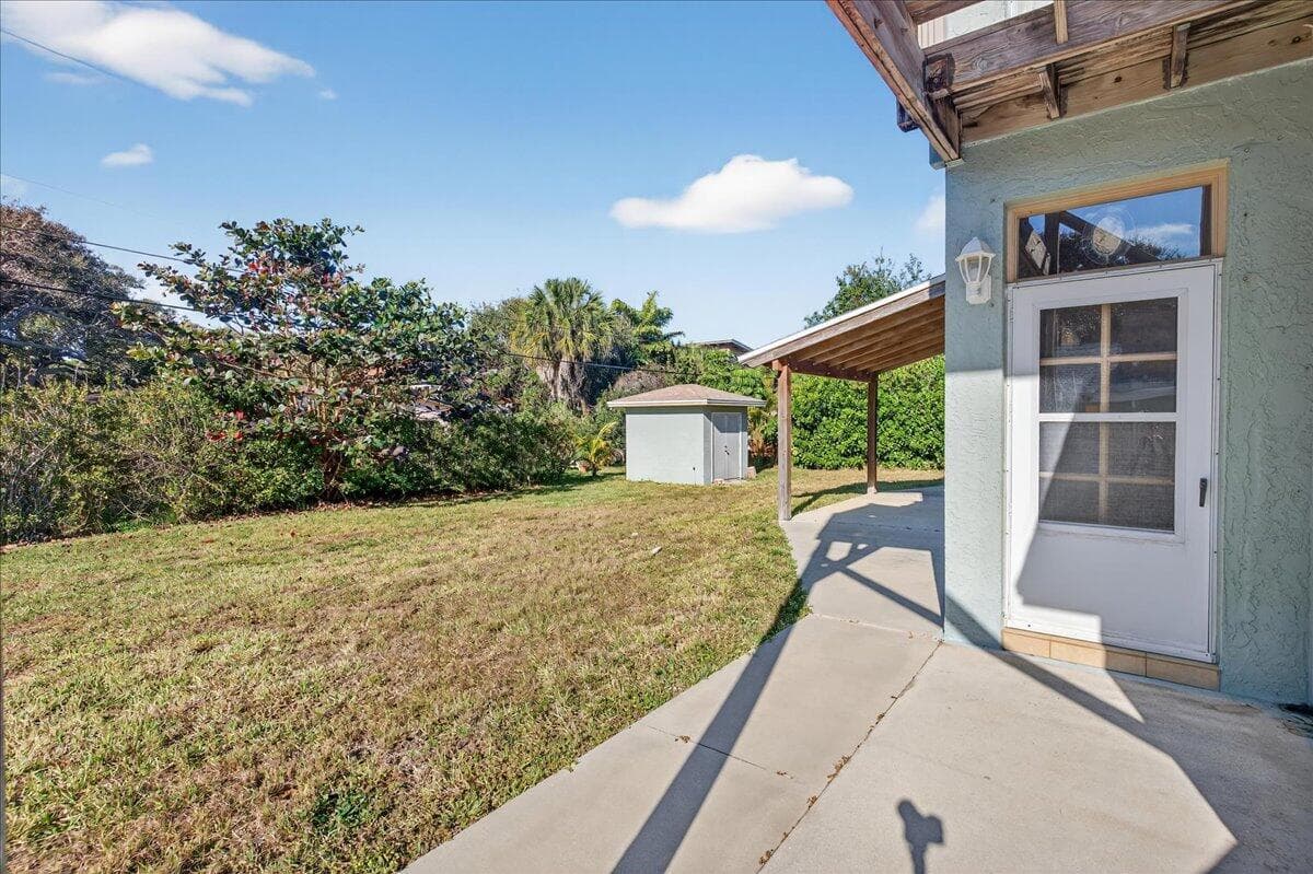2309 Atlantic Beach Boulevard, Fort Pierce, FL 34949 — photo 38 of 44