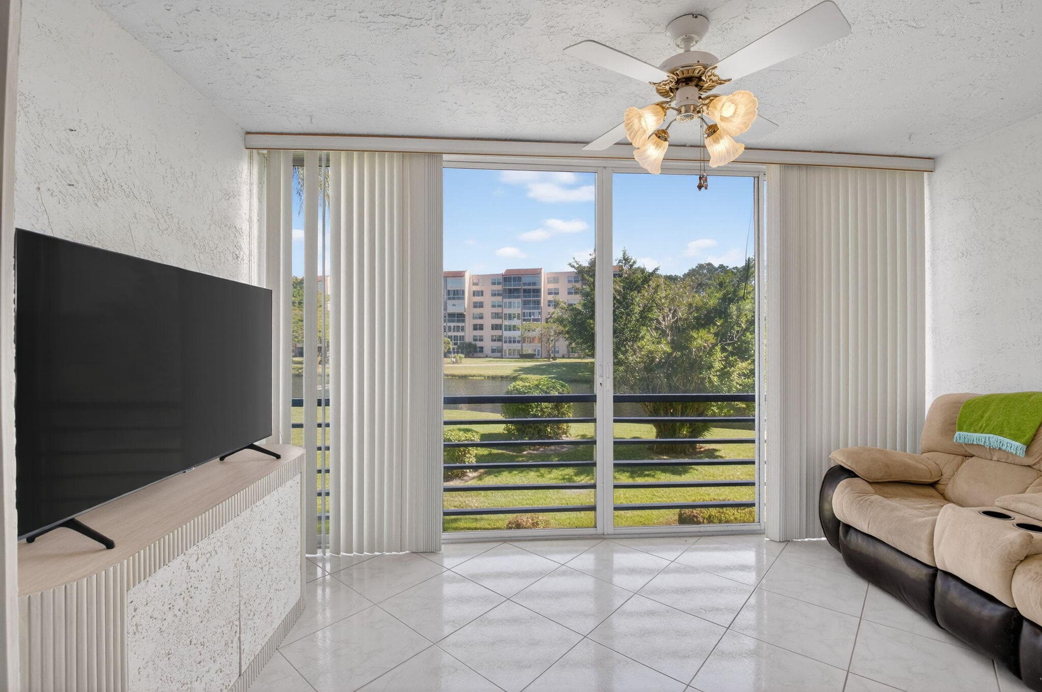 27 Abbey Lane 207, Delray Beach, FL 33446 — photo 25 of 47