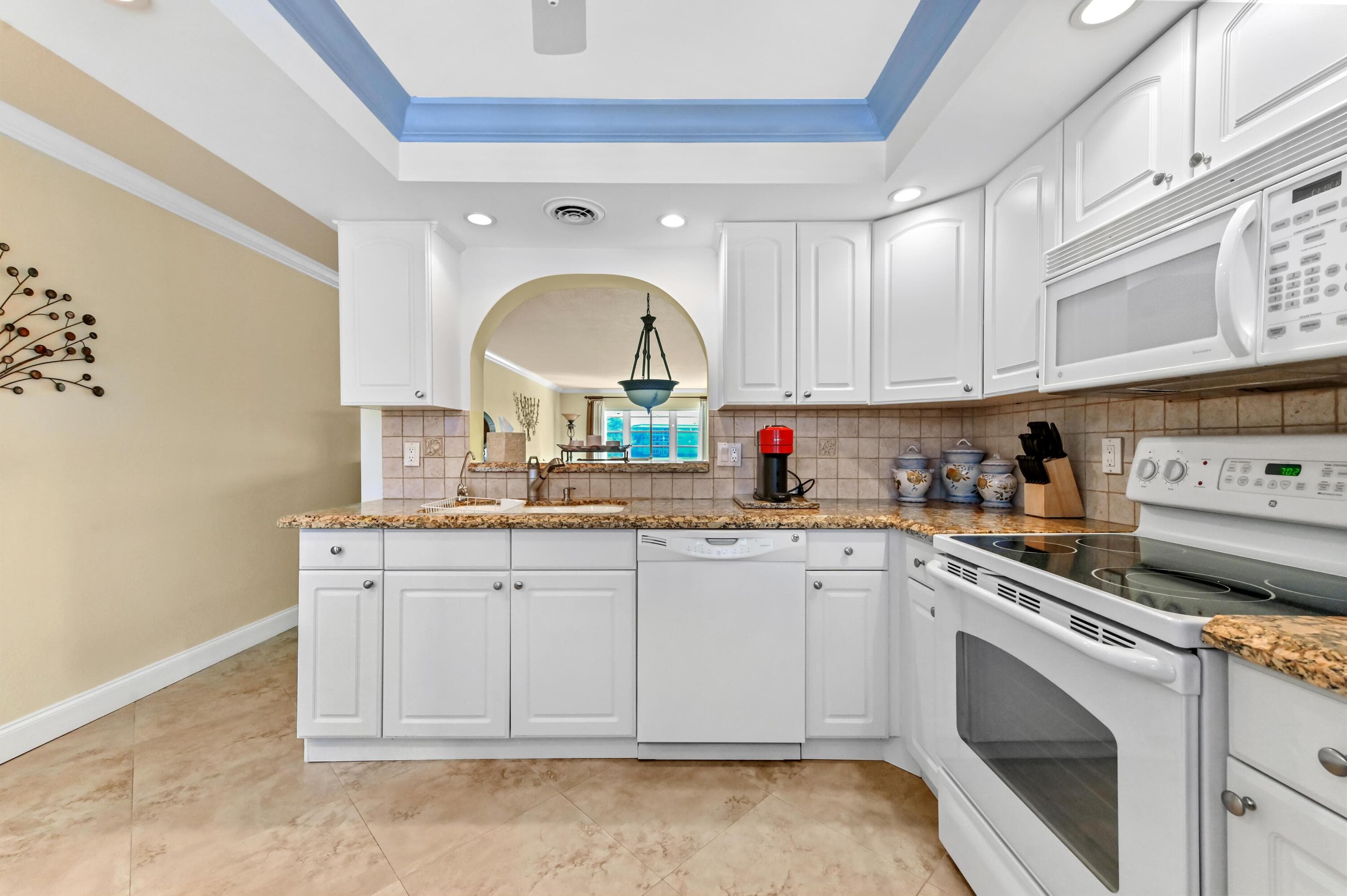 3204 Portofino Point H2, Coconut Creek, FL 33066 — photo 7 of 115