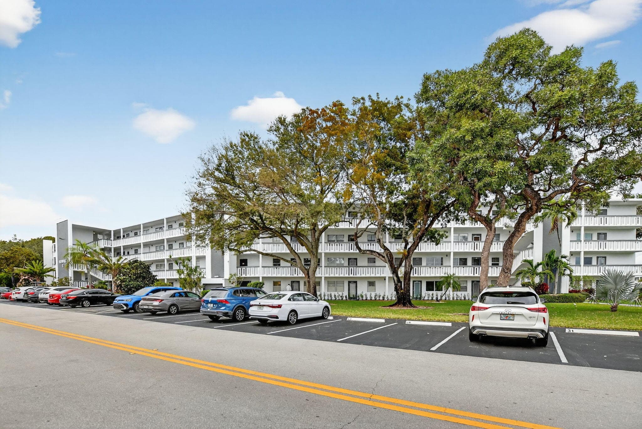 2070 Newport Q, Deerfield Beach, FL 33442 — photo 1 of 74