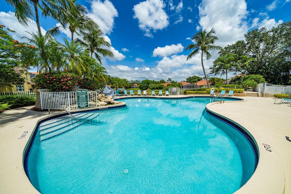 8063 Via Hacienda, Riviera Beach, FL 33418 — photo 33 of 42