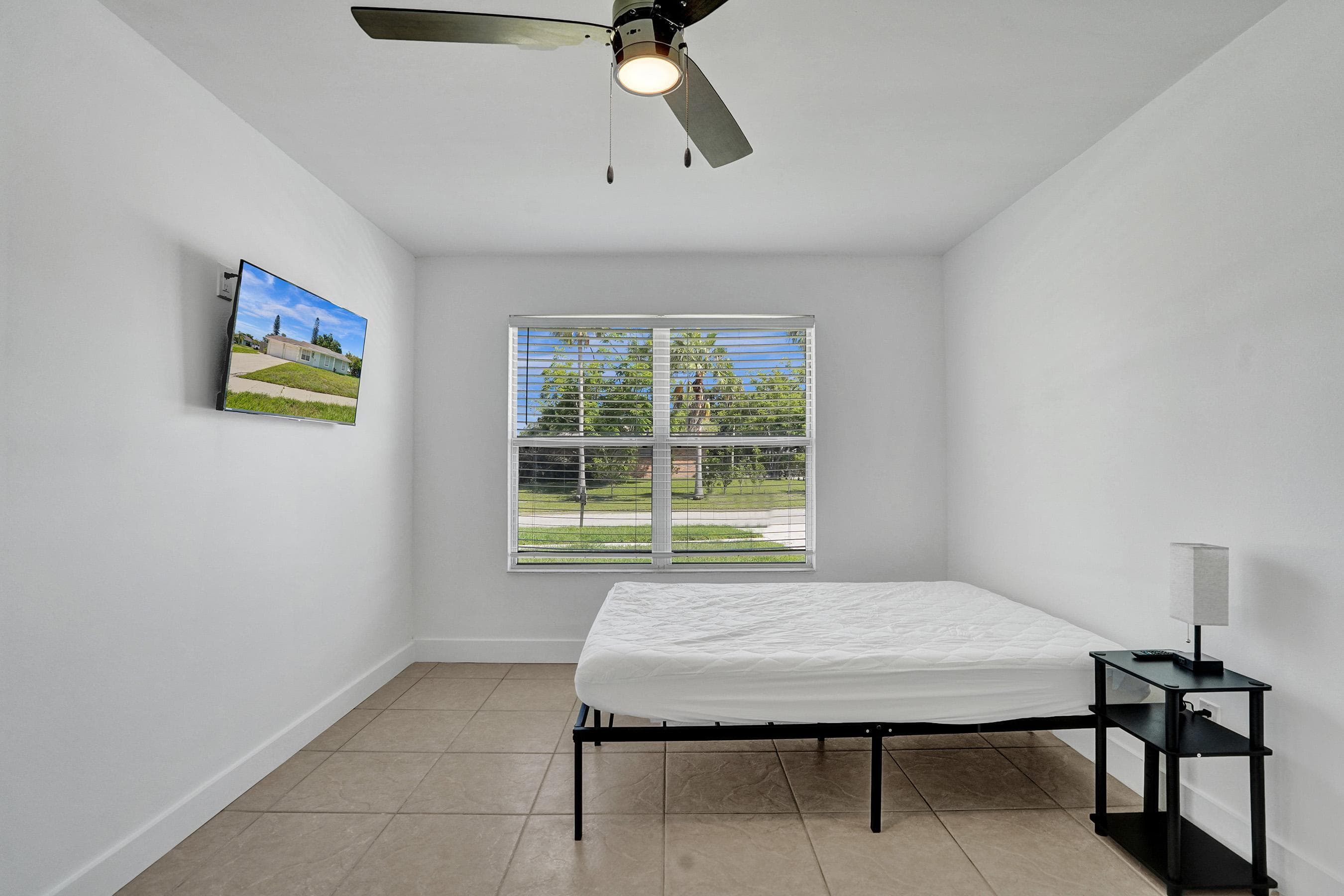 1075 W 30th Street, Riviera Beach, FL 33404 — photo 18 of 67