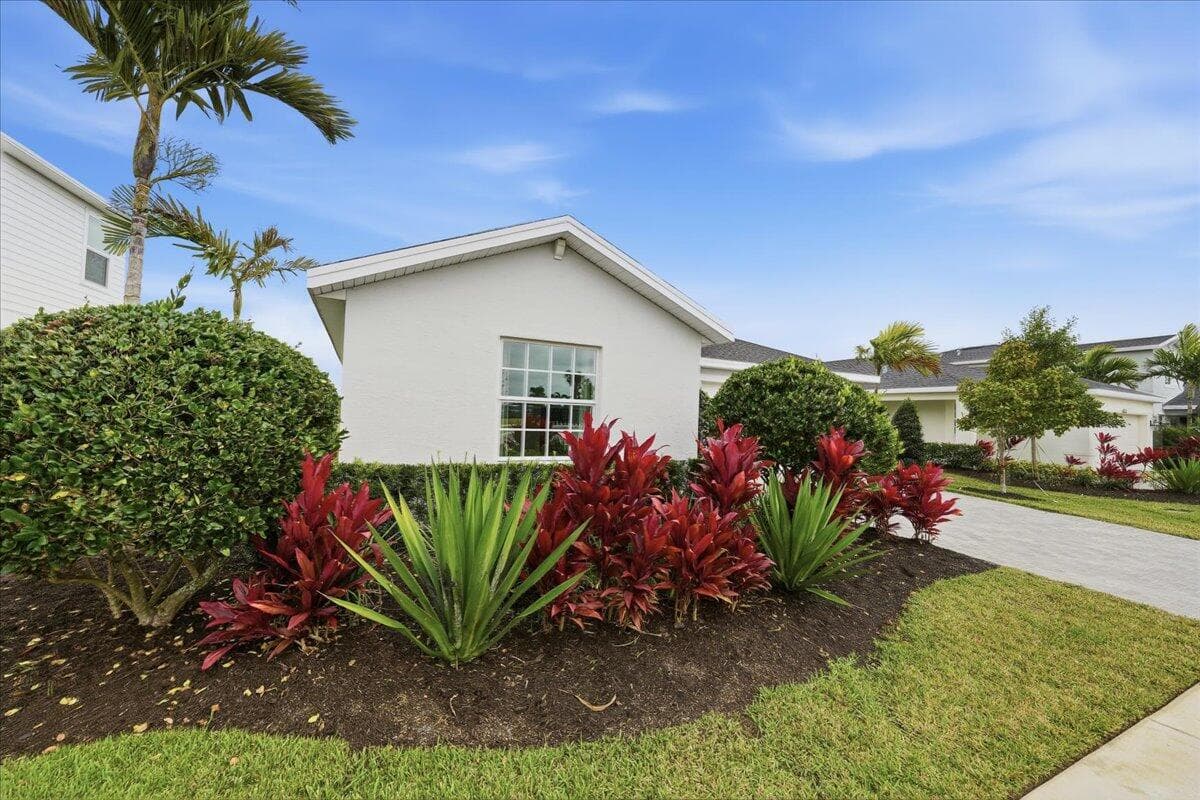6205 NW Sweetwood Drive, Port St. Lucie, FL 34987 — photo 2 of 51