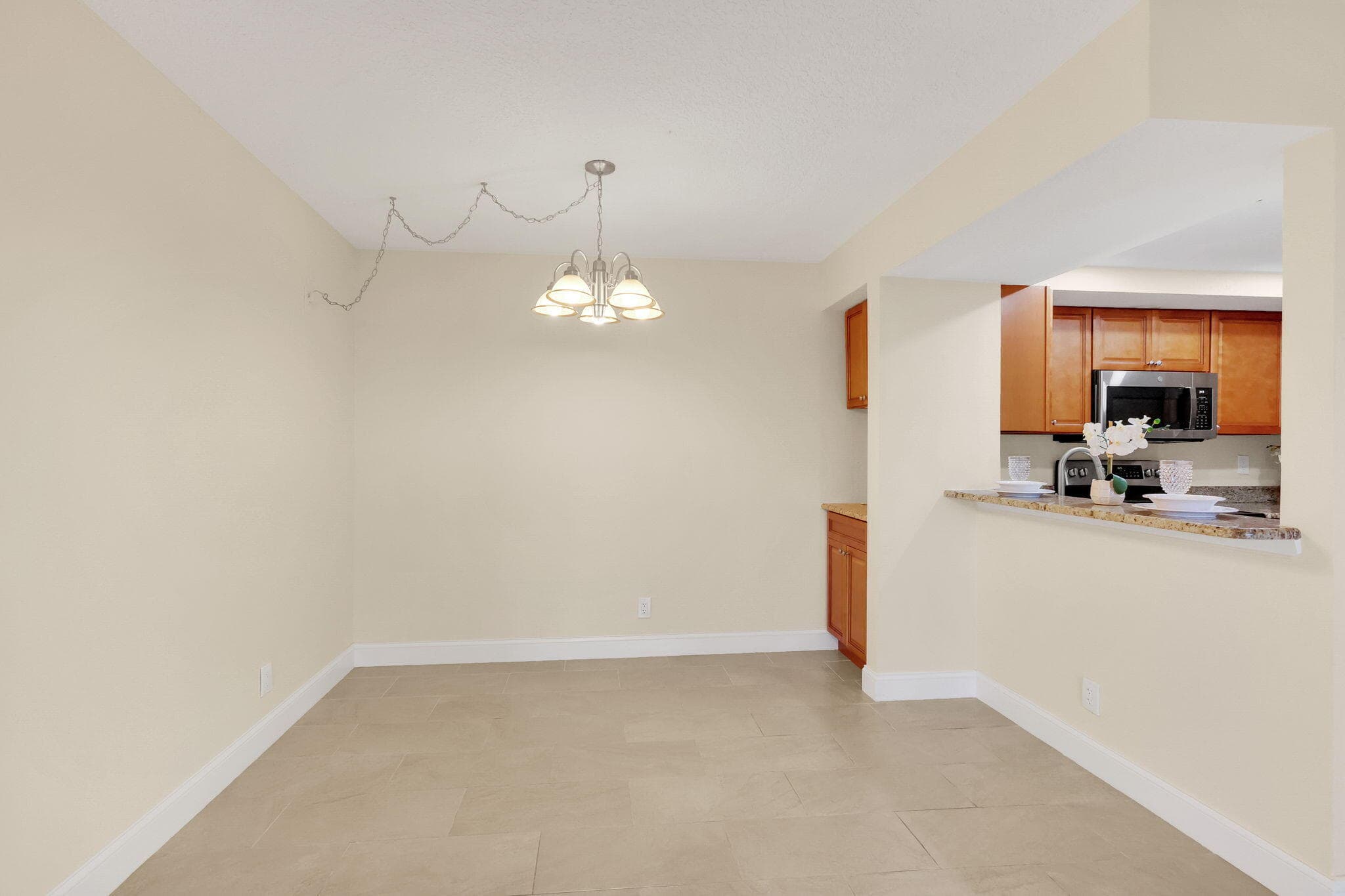 1558 SE Royal Green Circle 101, Port St. Lucie, FL 34952 — photo 7 of 36