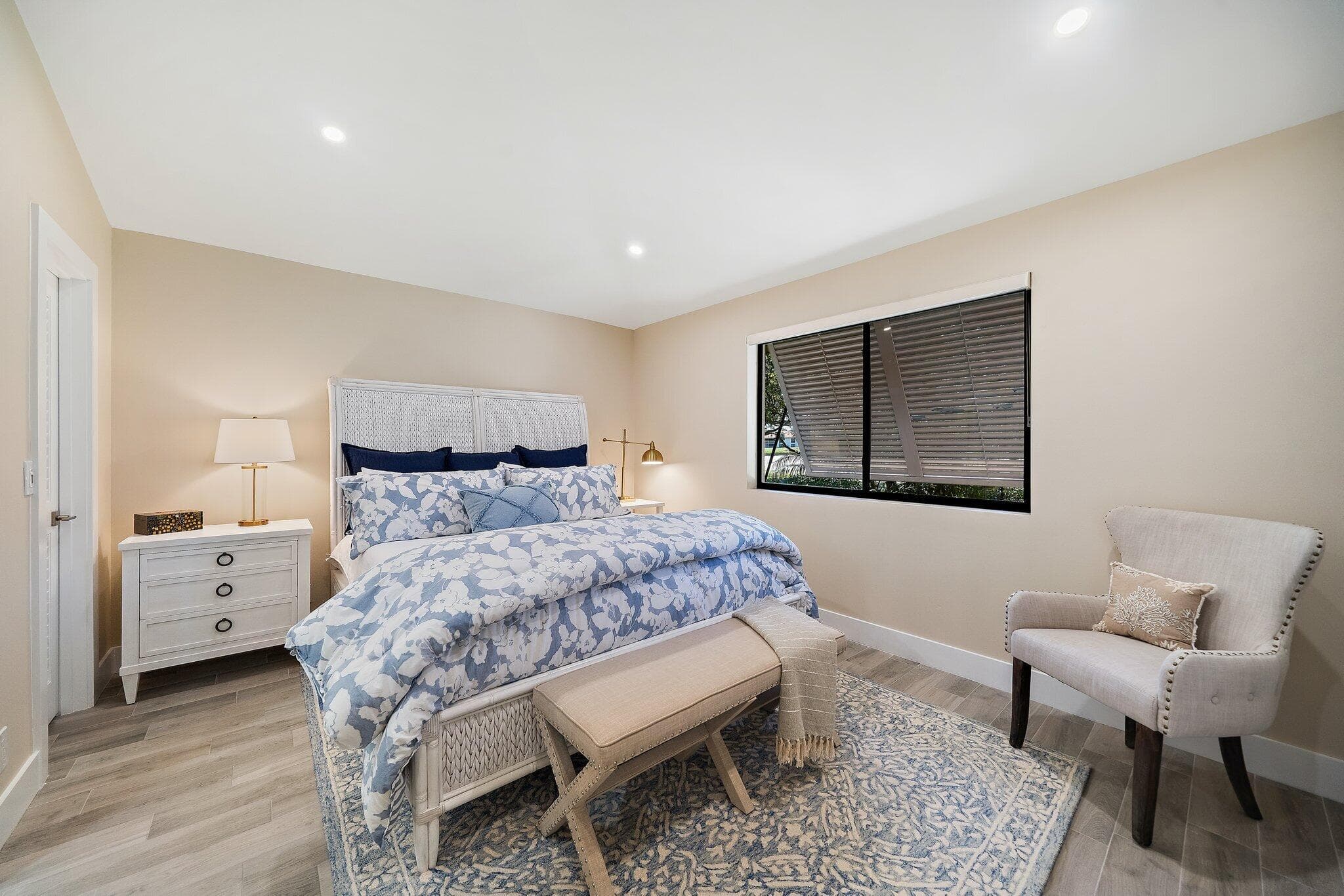 821 Club Drive, Palm Beach Gardens, FL 33418 — photo 10 of 28