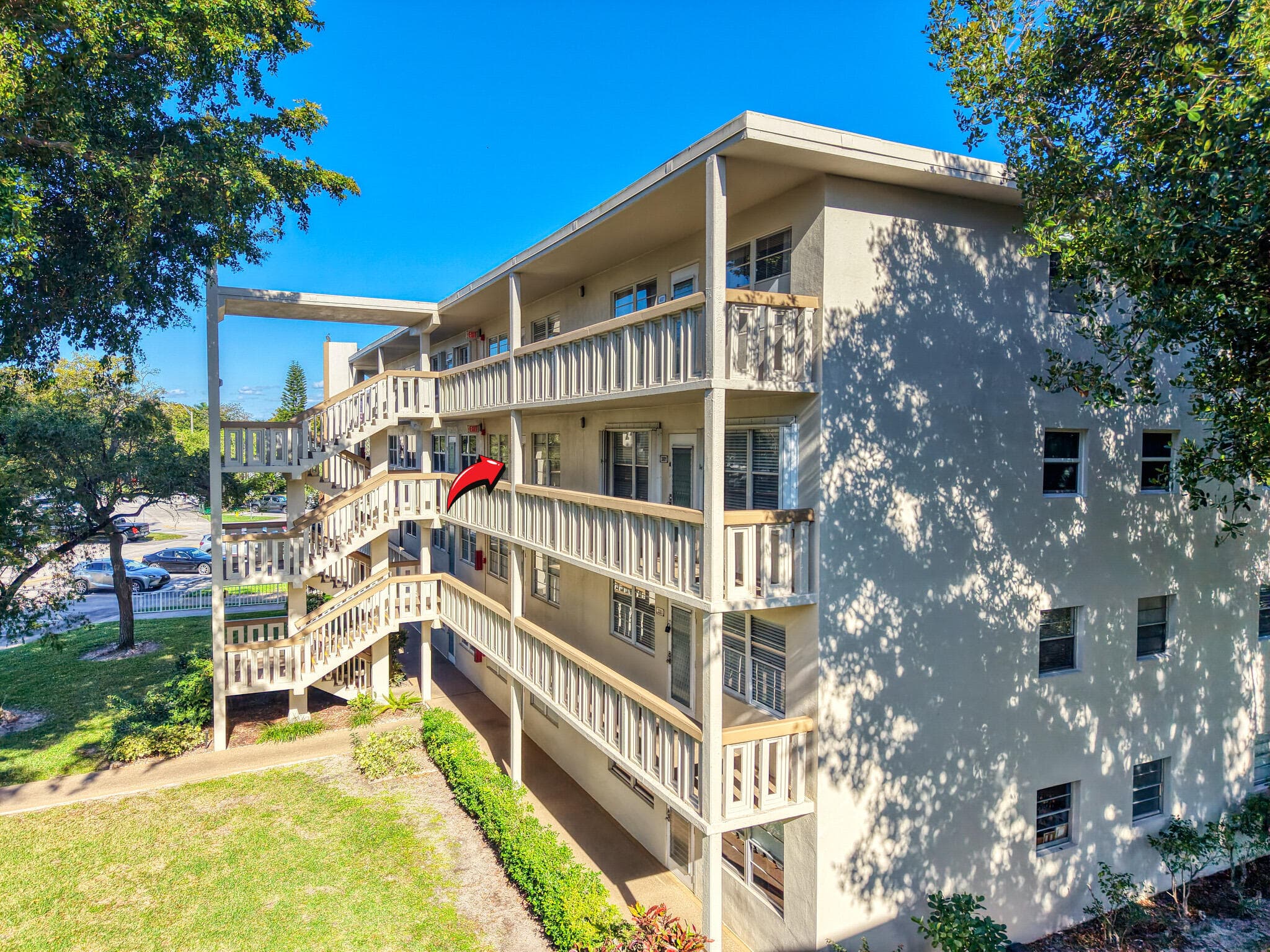3002 Ventnor G, Deerfield Beach, FL 33442 — photo 3 of 40