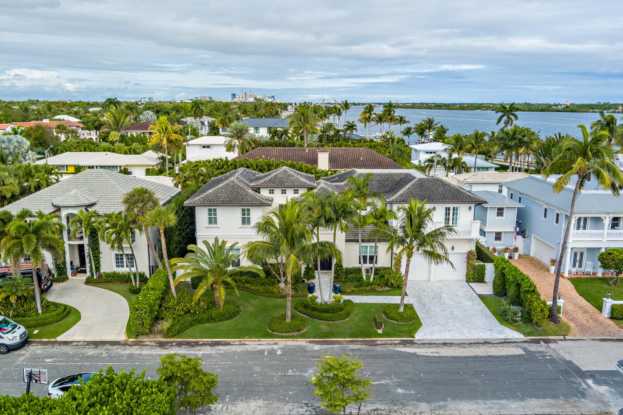 129 Santa Lucia Drive, West Palm Beach, FL 33405 — photo 38 of 42