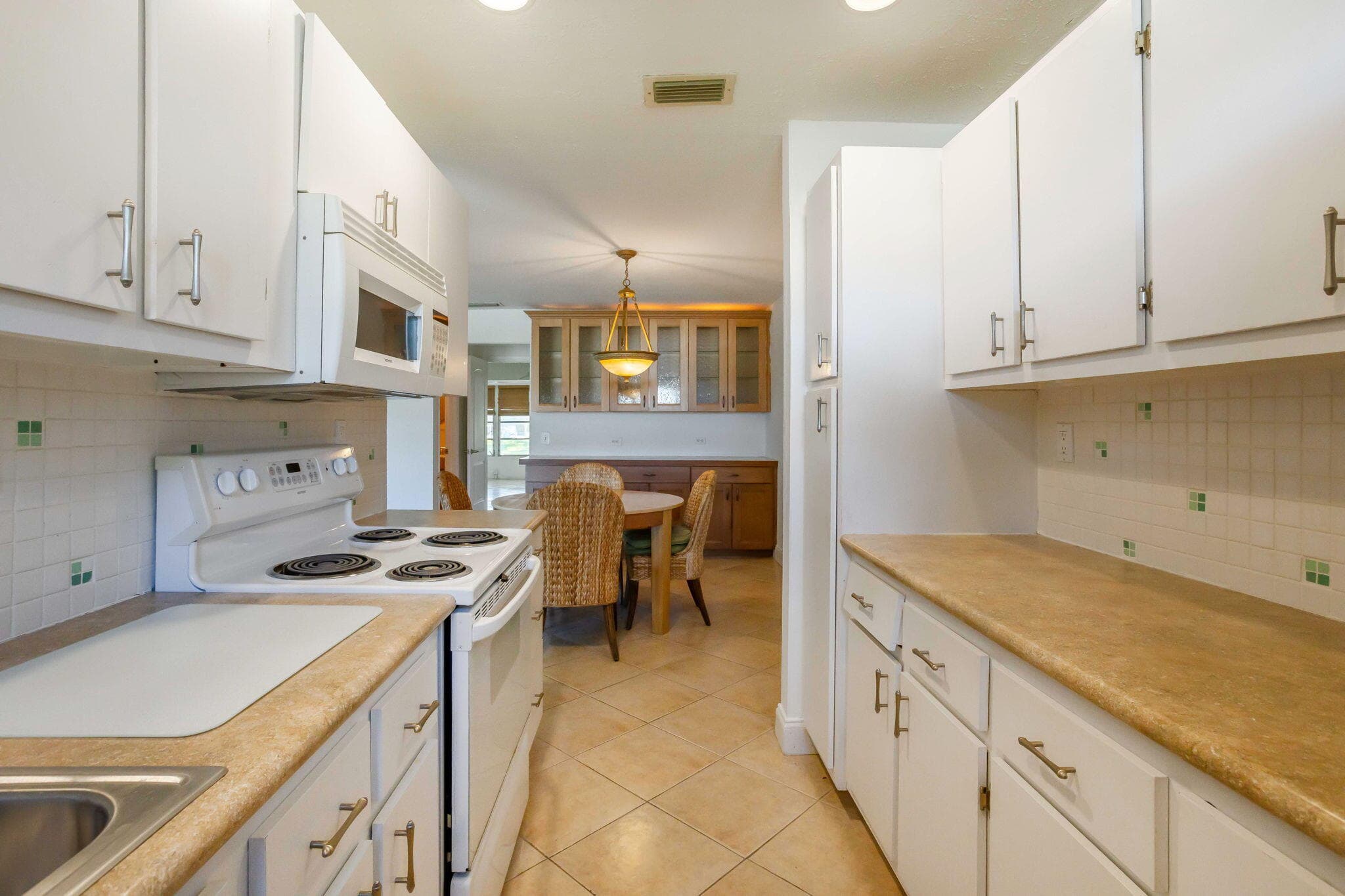 250 High Point Court B, Boynton Beach, FL 33435 — photo 9 of 20