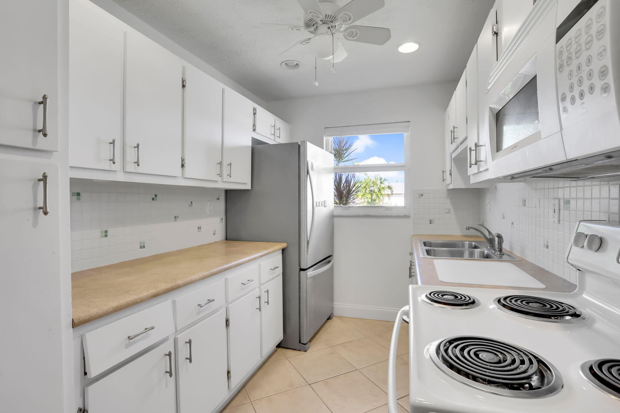 250 High Point Court B, Boynton Beach, FL 33435 — photo 10 of 20