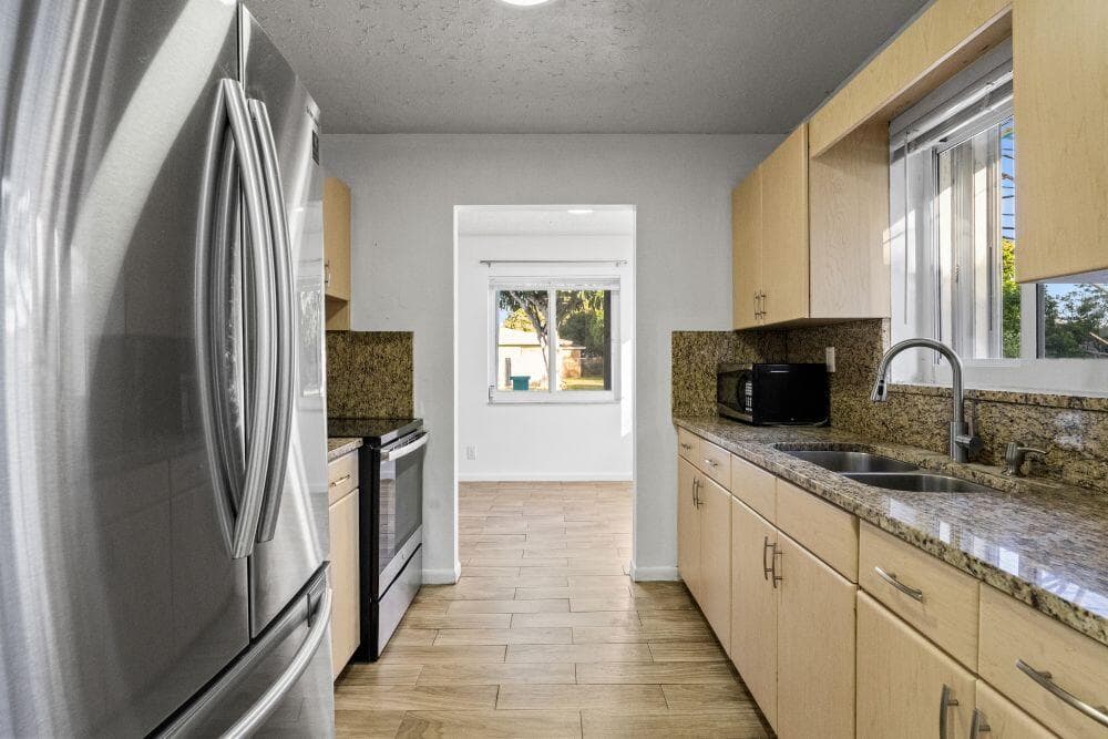3443 NE 3rd Avenue, Oakland Park, FL 33334 — photo 38 of 59