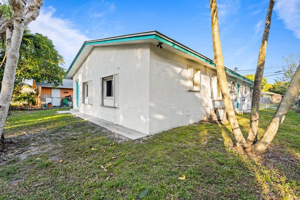 3443 NE 3rd Avenue, Oakland Park, FL 33334 — photo 57 of 59