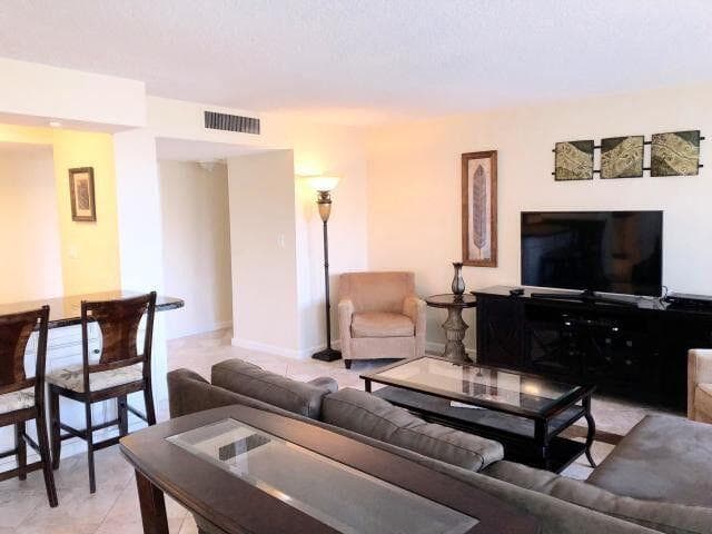 4200 N N Ocean Drive Drive 2-101, Riviera Beach, FL 33404 — photo 5 of 20