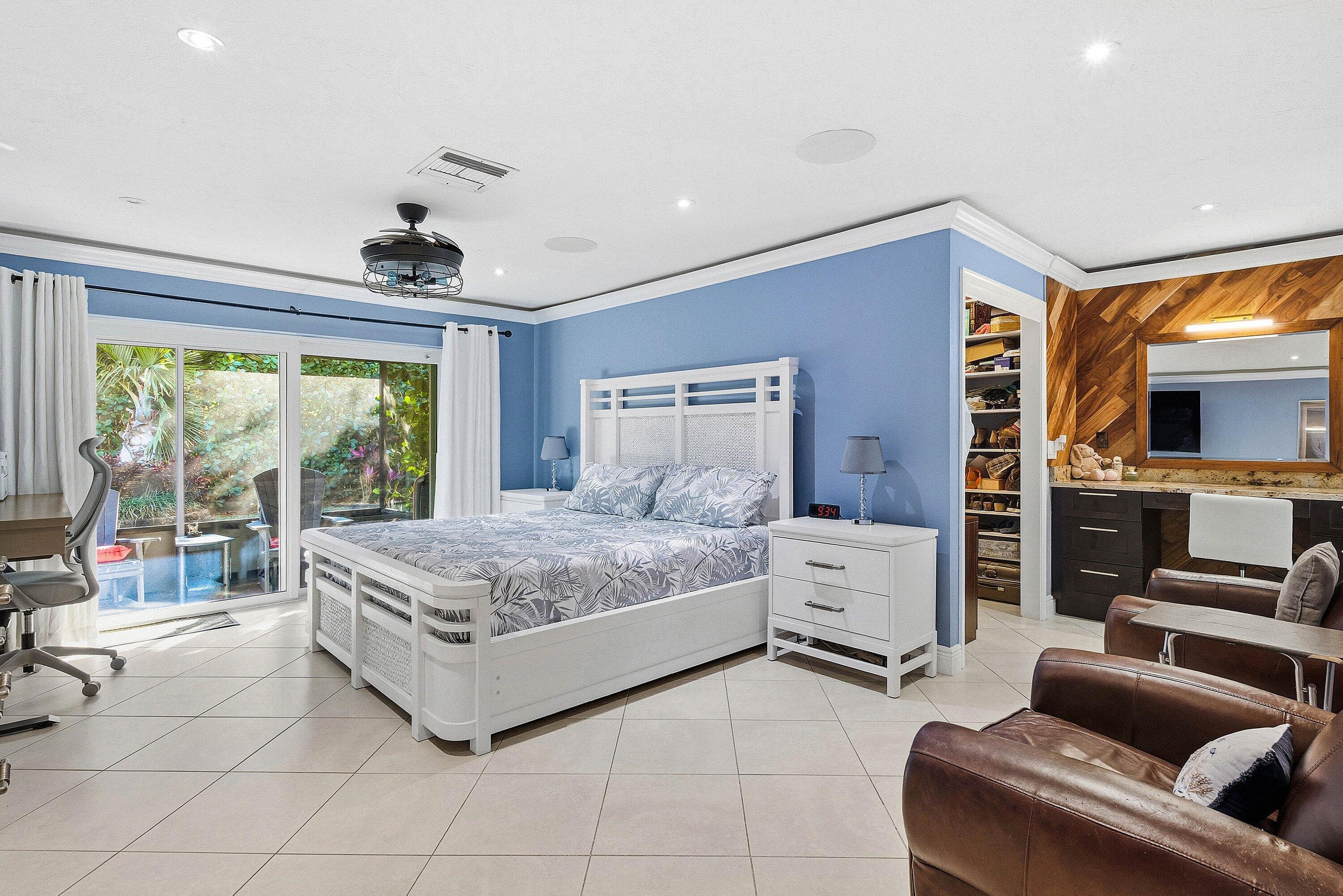 2412 SW 23rd Cranbrook Drive, Boynton Beach, FL 33436 — photo 16 of 45