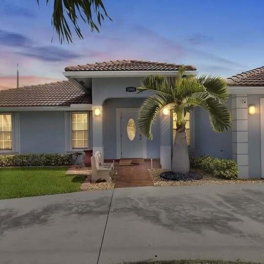 1906 N N A St Street, Lake Worth Beach, FL 33460 — photo 3 of 19