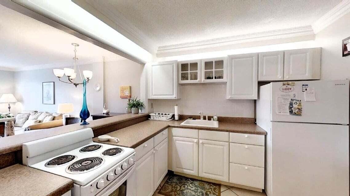 2616 Garden Drive N 209, Lake Worth, FL 33461 — photo 4 of 28