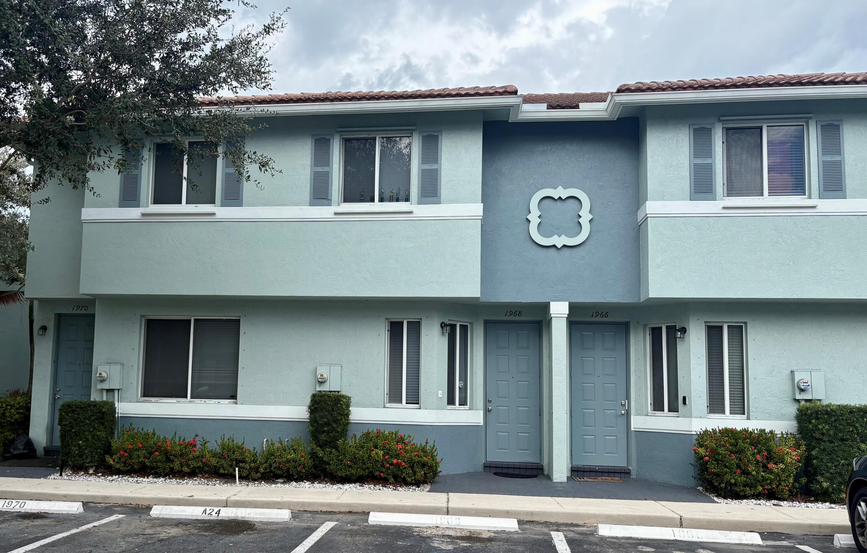 1966 Alamanda Way, Riviera Beach, FL 33404 — photo