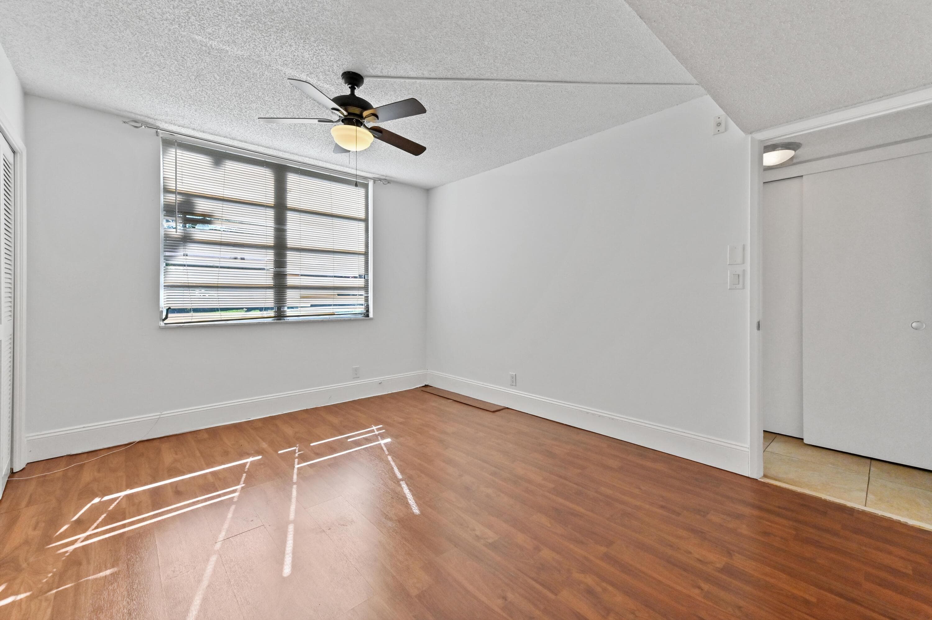 2851 S Palm Aire Drive 101, Pompano Beach, FL 33069 — photo 20 of 35