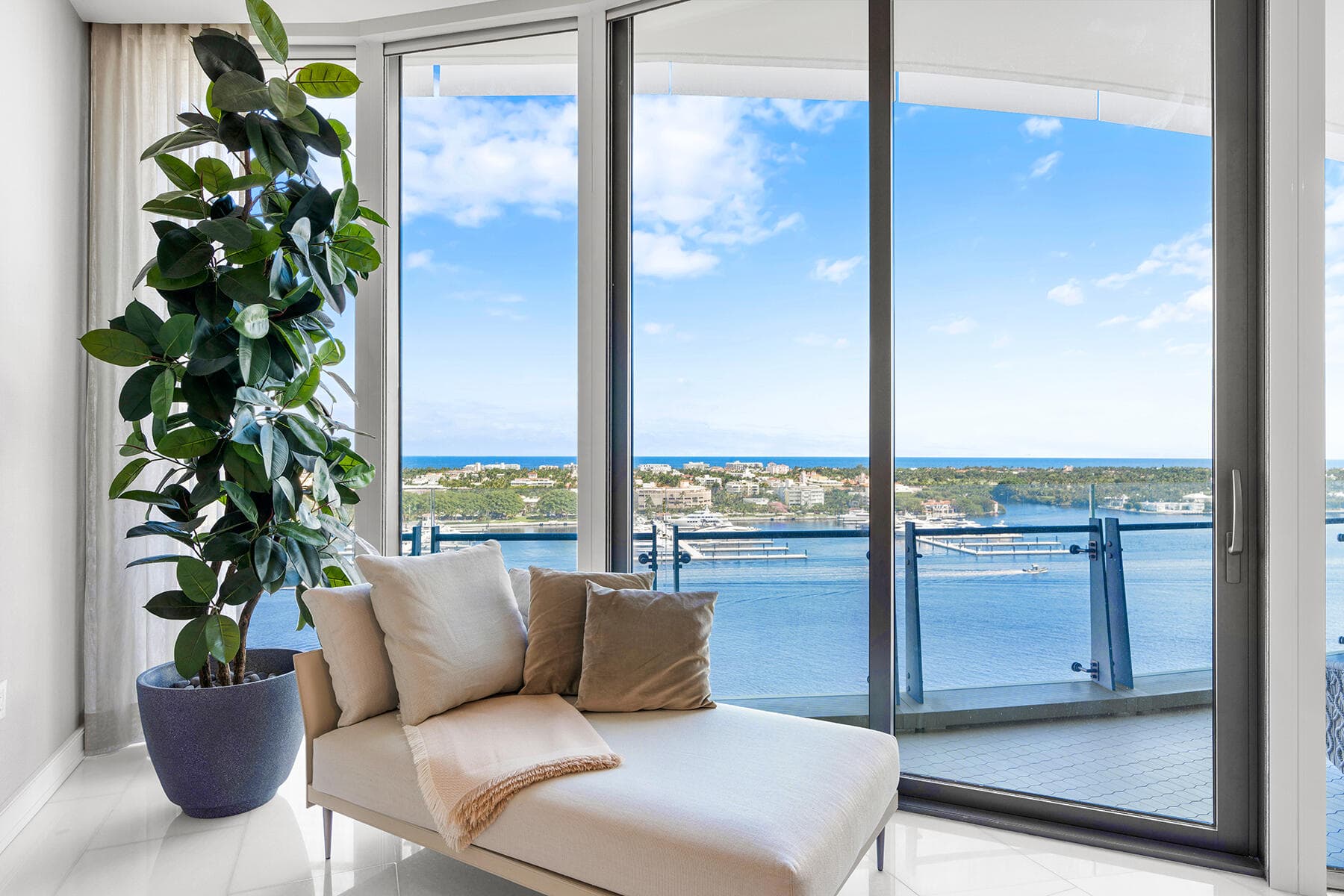 1100 S Flagler Drive 1403, West Palm Beach, FL 33401 — photo 17 of 45