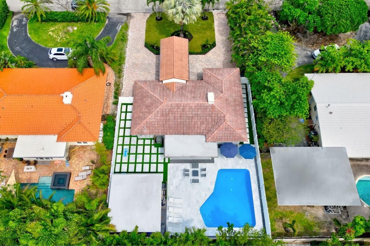 3025 Center Avenue, Fort Lauderdale, FL 33308 — photo 4 of 38