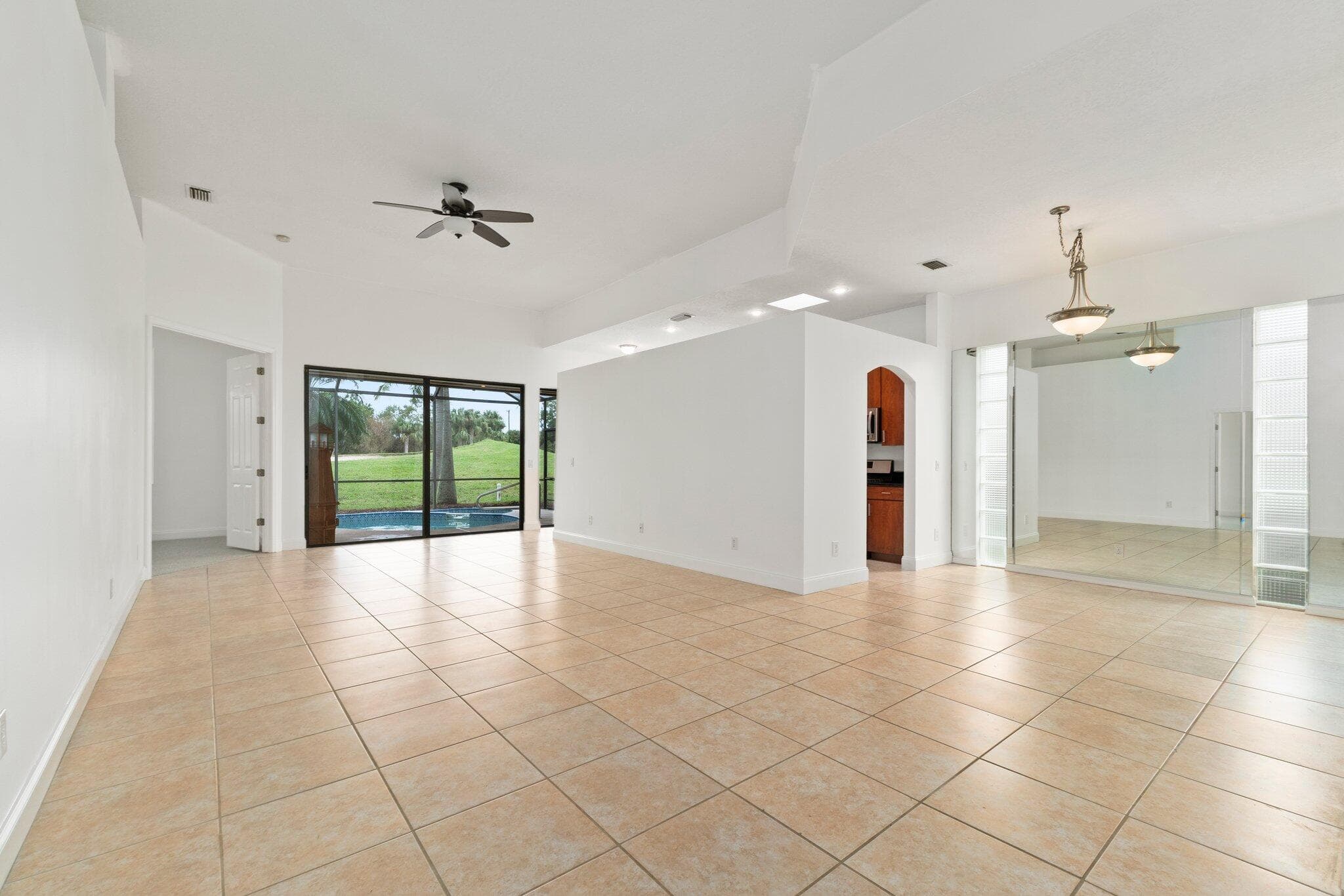 435 SW Jefferson Circle, Port St. Lucie, FL 34986 — photo 6 of 58