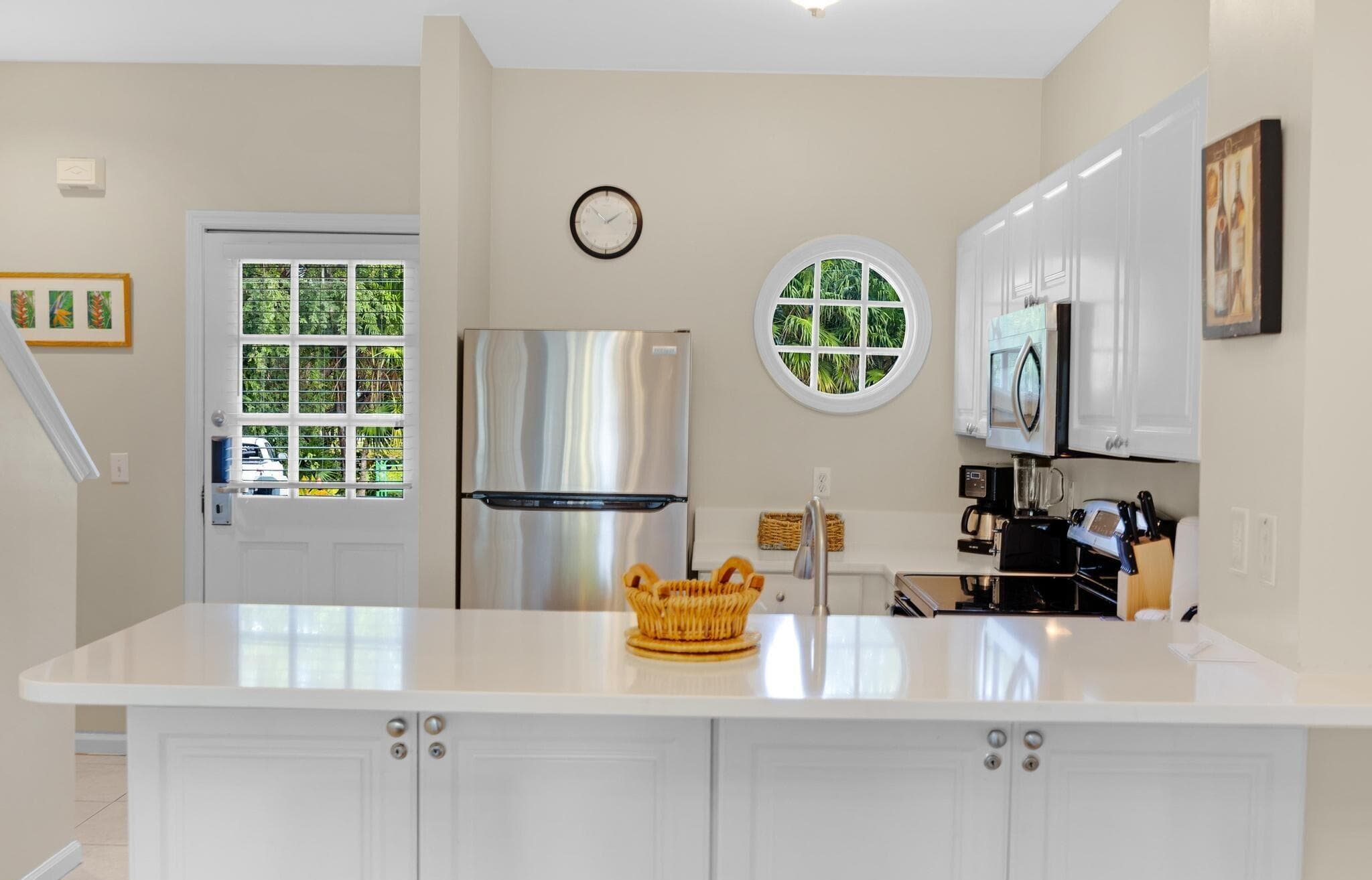 5081 Sunset Village Drive, Duck Key, FL 33050 — photo 12 of 59