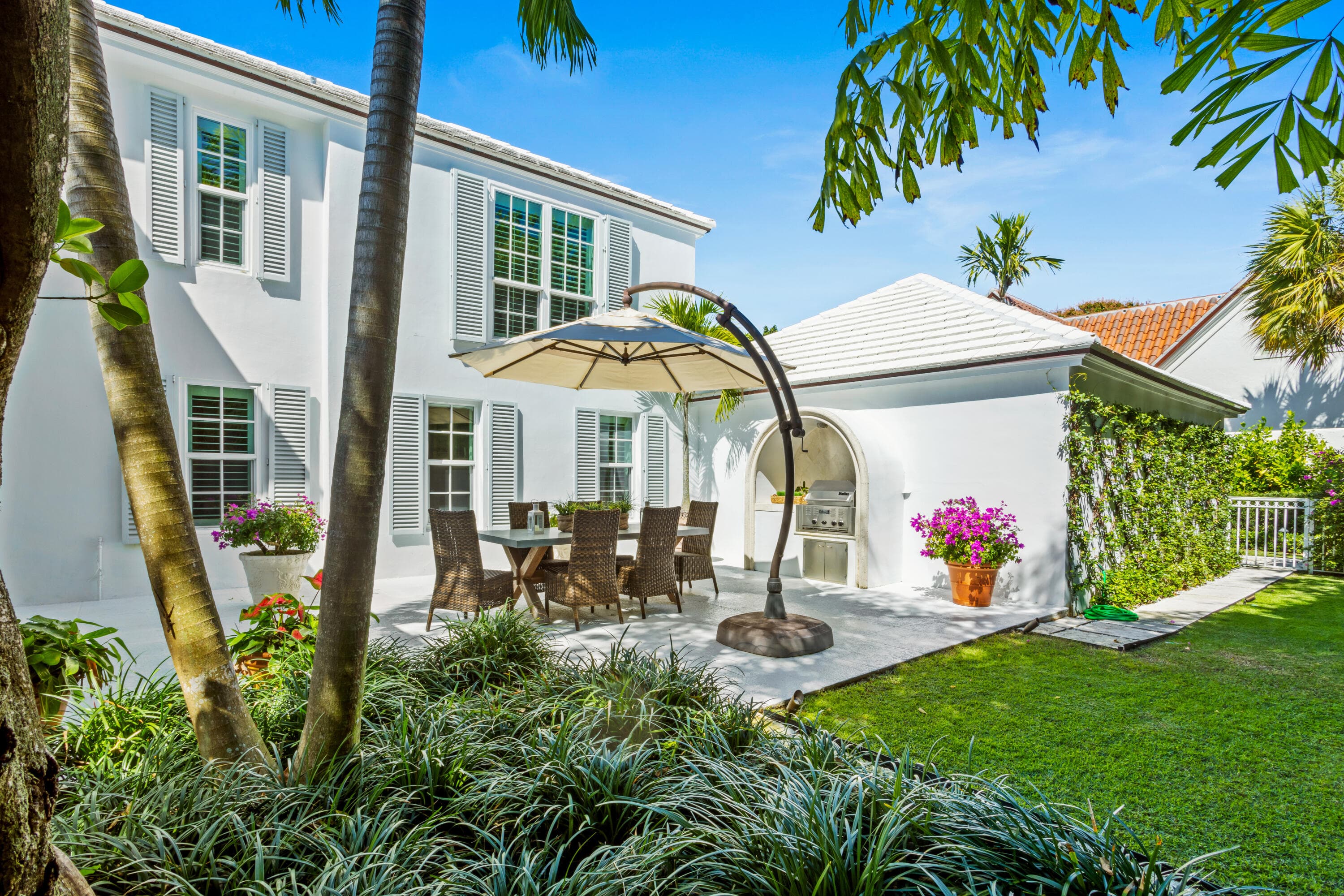 327 Arabian Road, Palm Beach, FL 33480 — photo 22 of 23