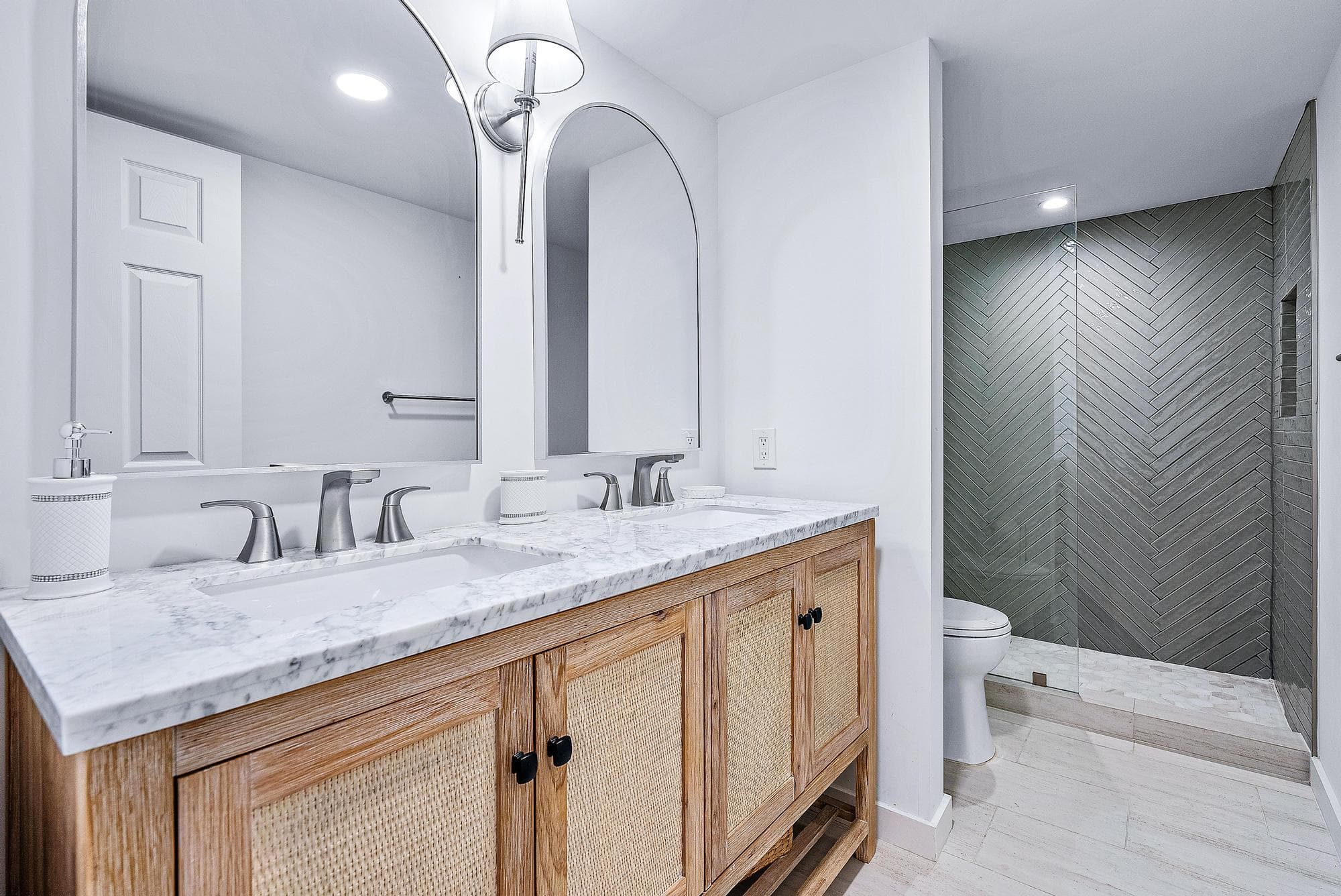 825 Center Street 42c, Jupiter, FL 33458 — photo 12 of 26