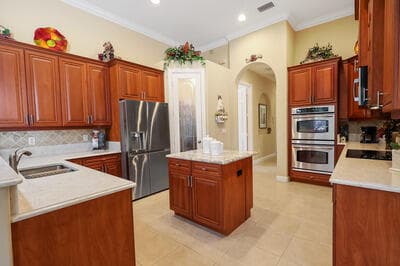 1720 Cassville Avenue, Vero Beach, FL 32966 — photo 13 of 38