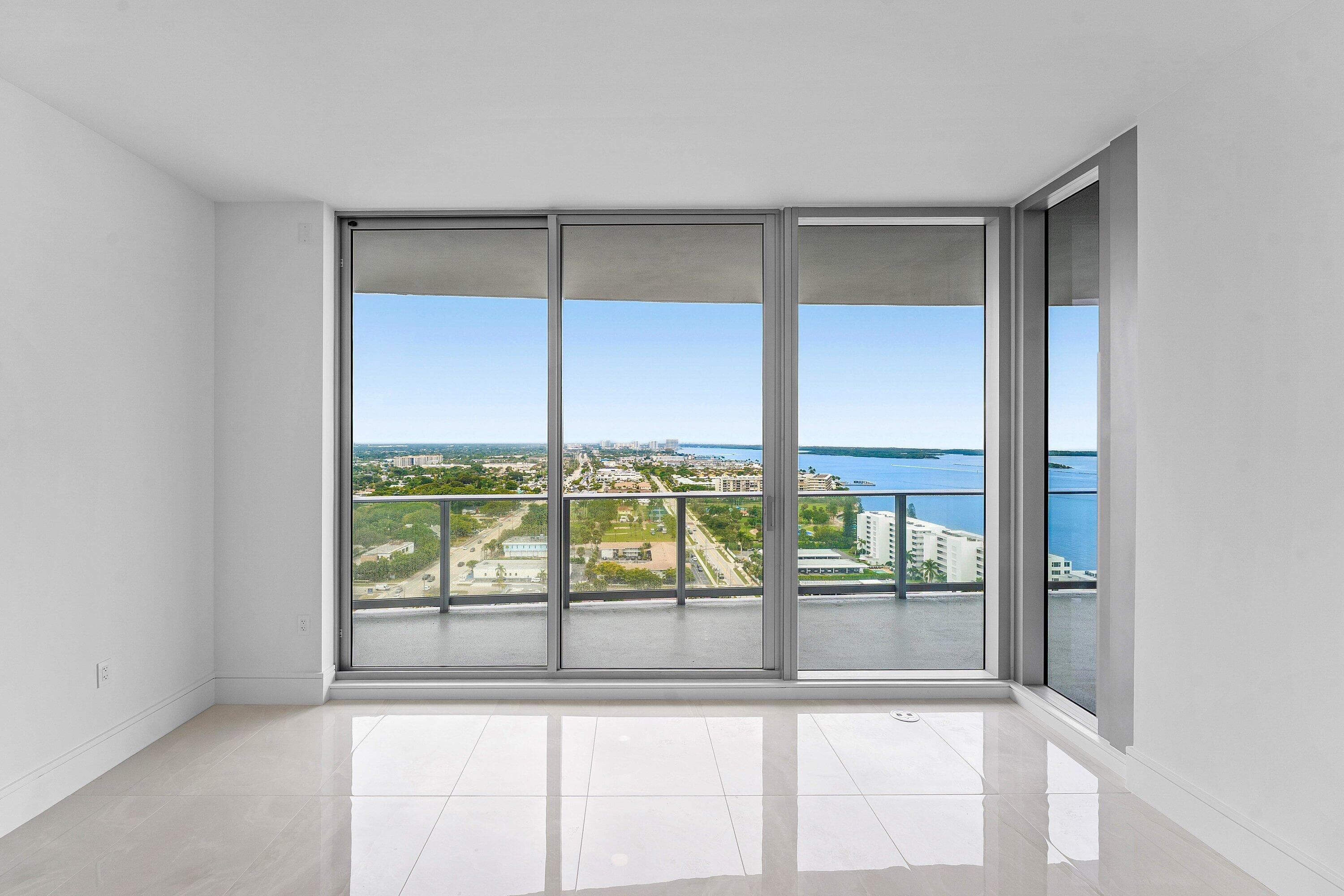220 Lake Shore Drive 2005, Lake Park, FL 33403 — photo 4 of 65