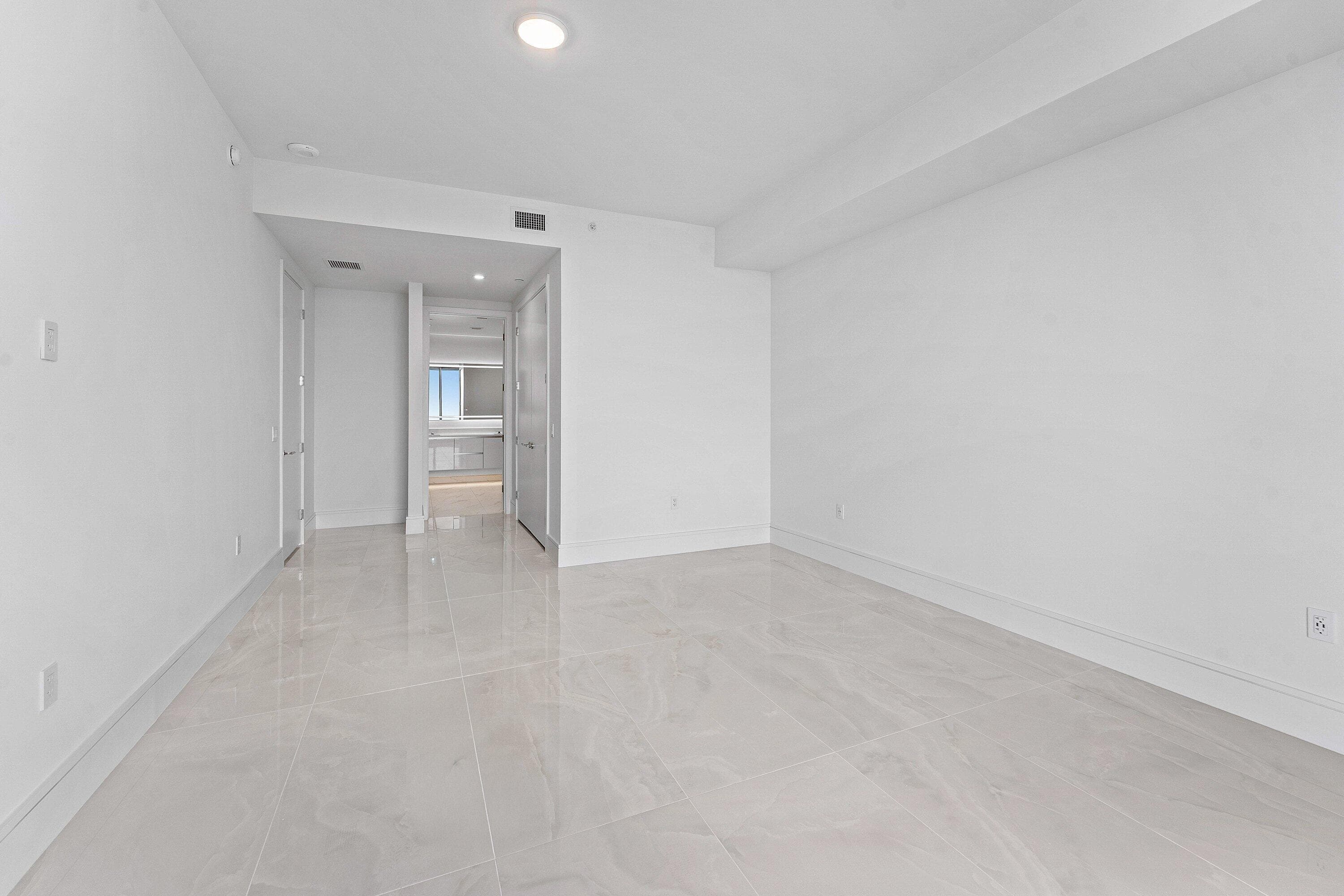 220 Lake Shore Drive 2005, Lake Park, FL 33403 — photo 20 of 65