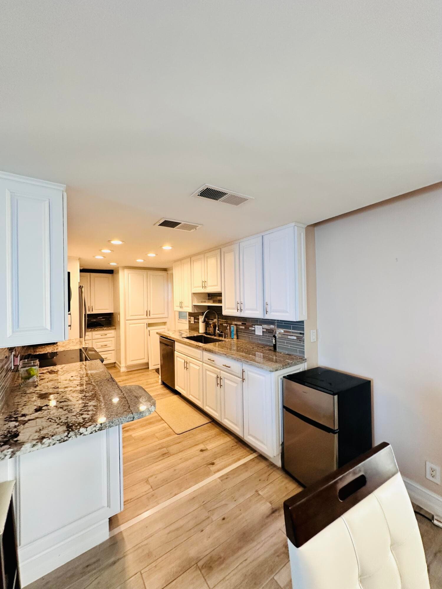 5400 N Ocean Drive 7b, Singer Island, FL 33404 — photo 38 of 61