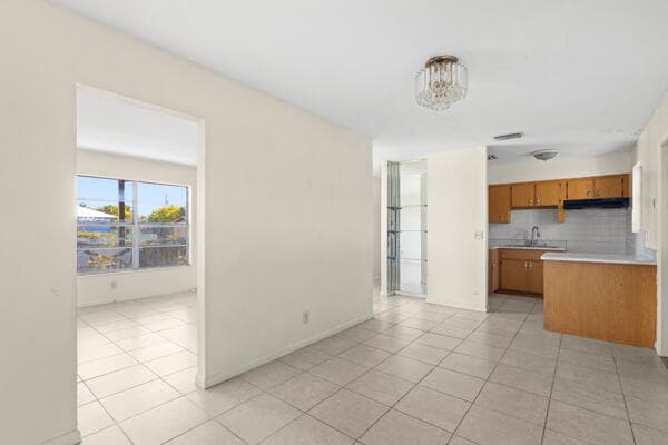 110 SW 12th Avenue, South Bay, FL 33493 — photo 10 of 28