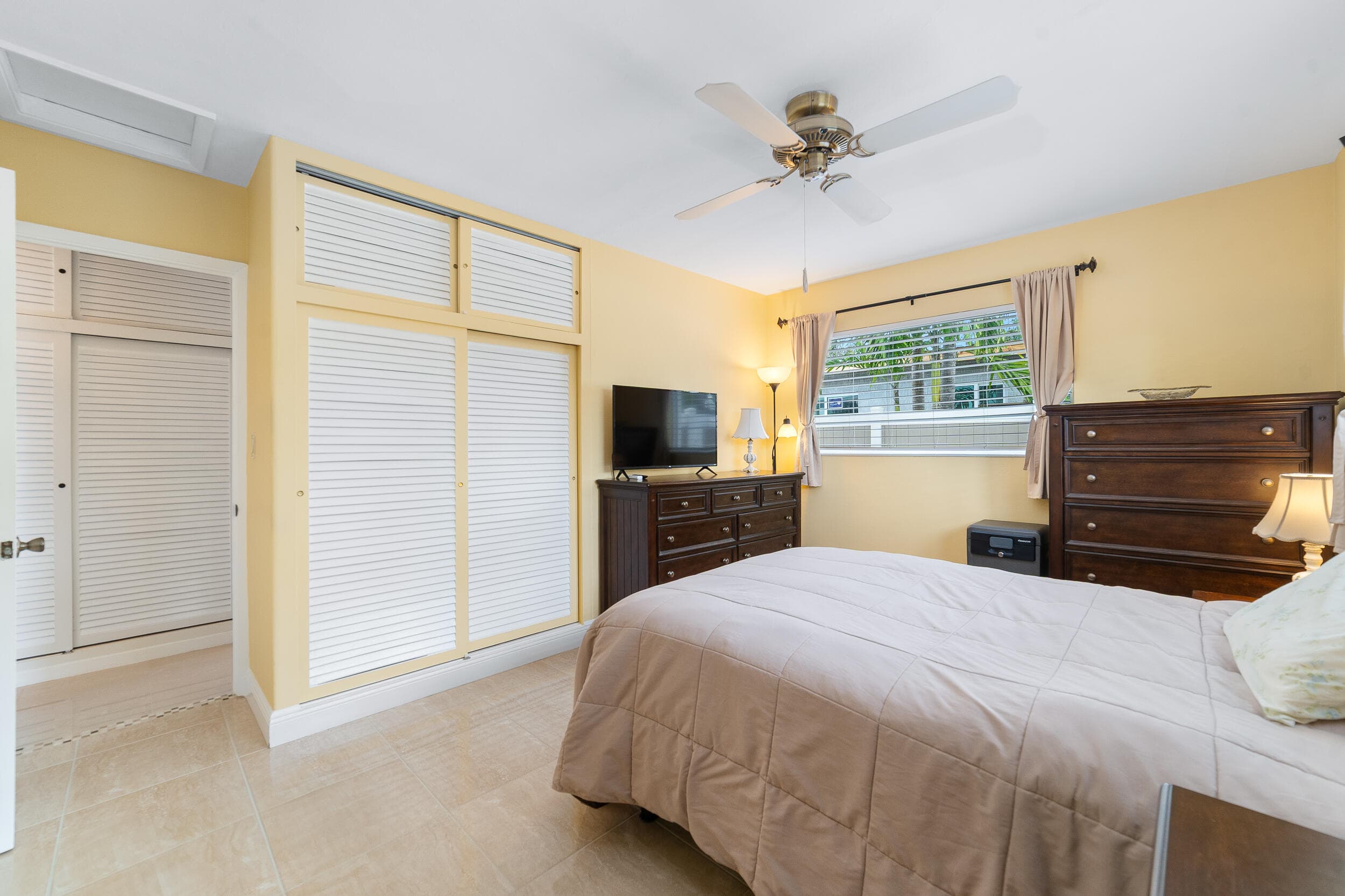 2001 NE 30th Street, Fort Lauderdale, FL 33306 — photo 49 of 77