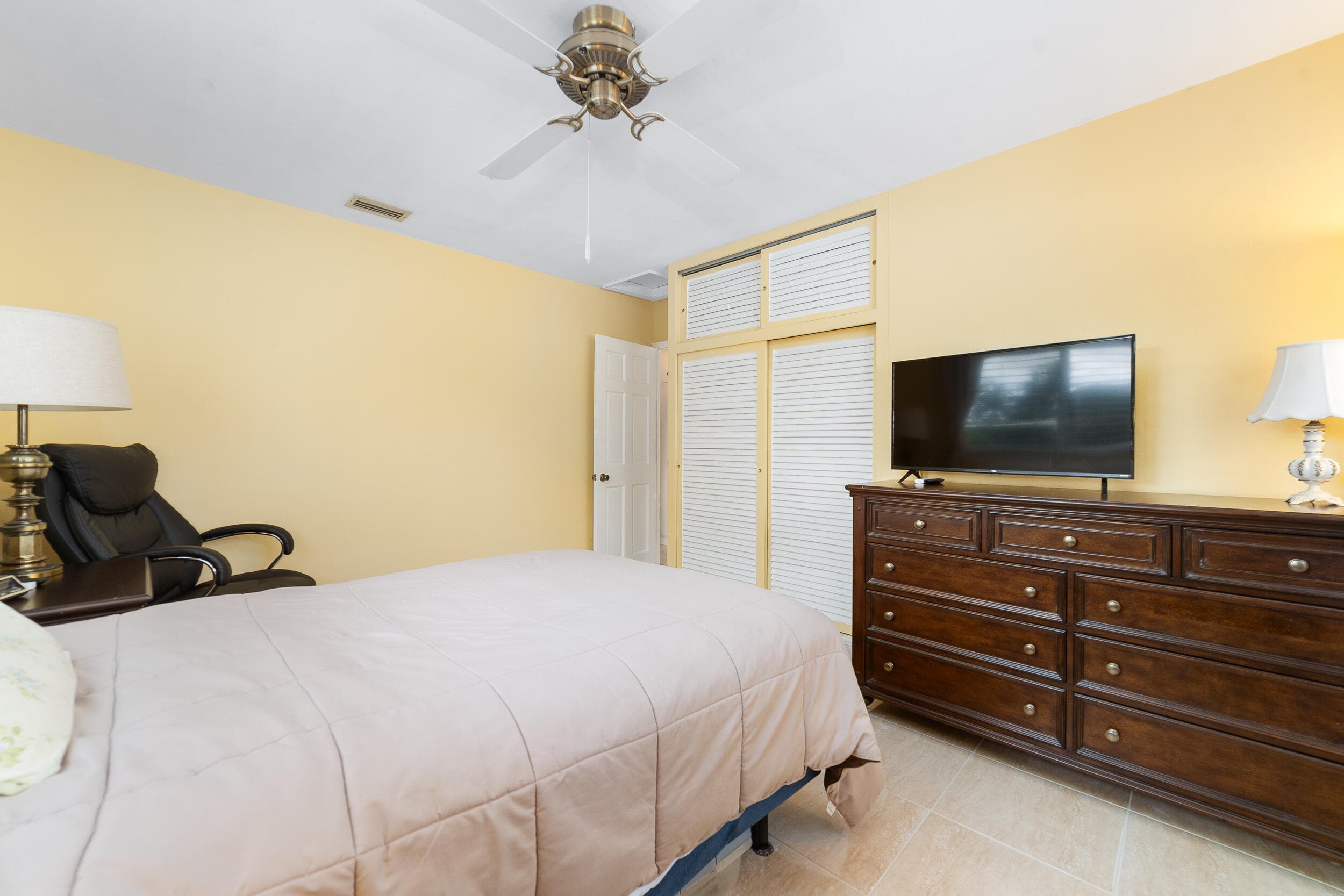 2001 NE 30th Street, Fort Lauderdale, FL 33306 — photo 10 of 77