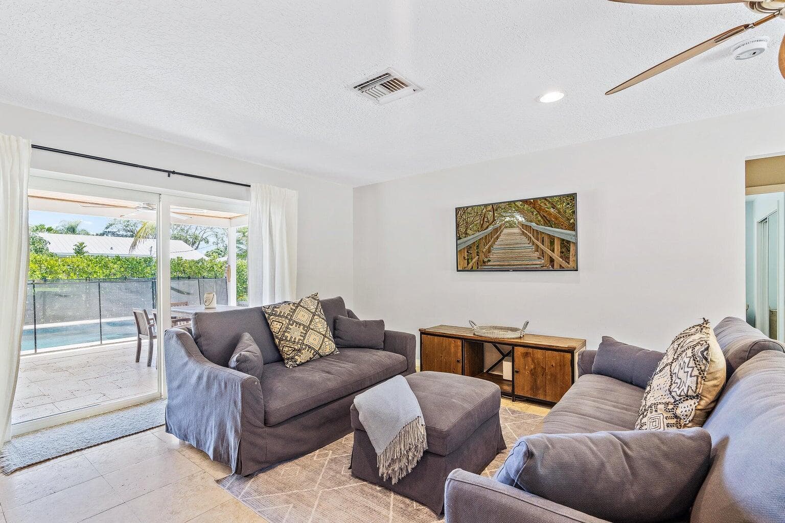 356 Mars Avenue, Tequesta, FL 33469 — photo 16 of 26