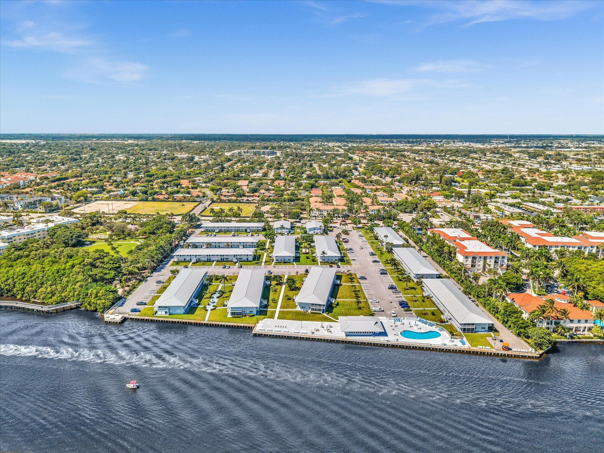 2542 S Federal Highway 15, Boynton Beach, FL 33435 — photo 4 of 24