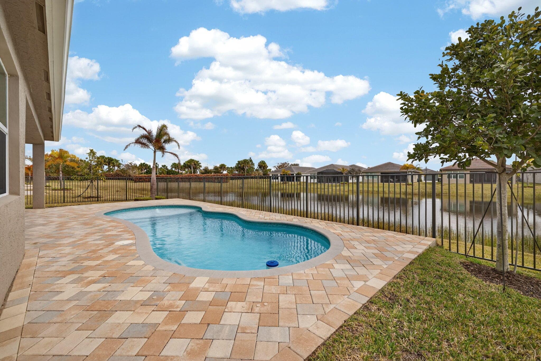 11821 SW Coral Cove Parkway, Port St. Lucie, FL 34987 — photo 35 of 98