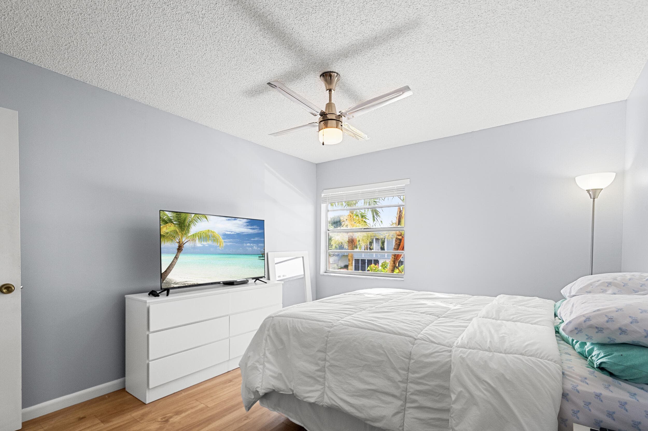 605 Flanders M, Delray Beach, FL 33484 — photo 16 of 48