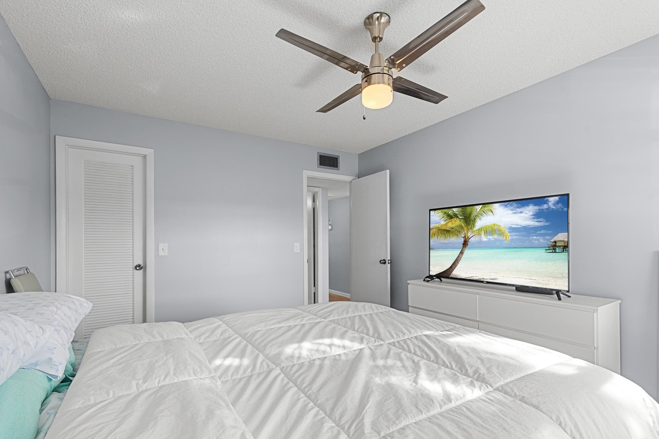 605 Flanders M, Delray Beach, FL 33484 — photo 18 of 48